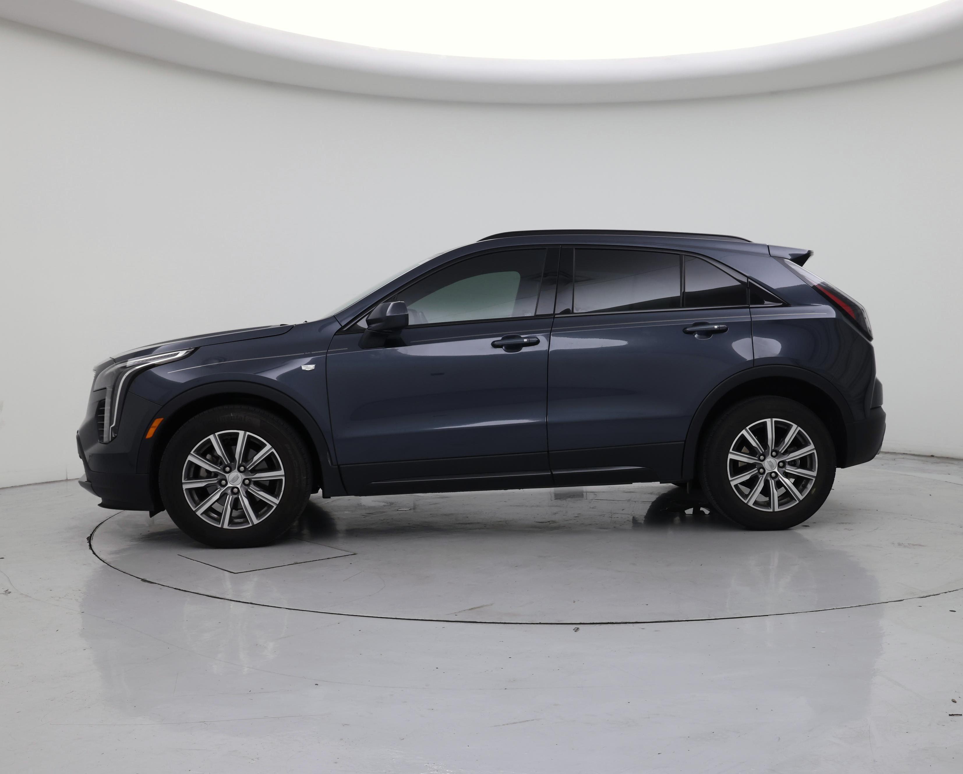 Thumbnail: 2019 Cadillac XT4 - 3