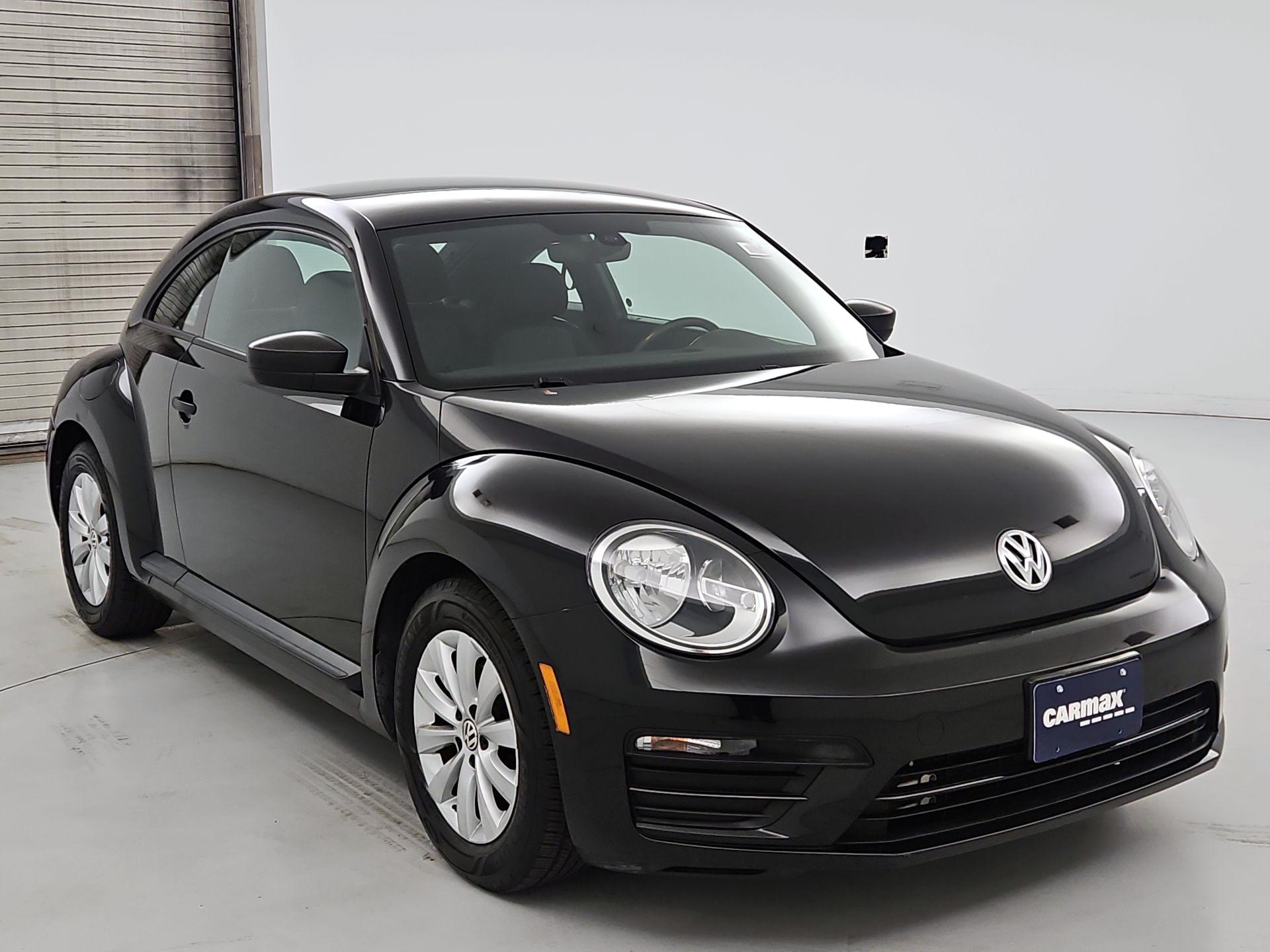 Thumbnail: 2017 Volkswagen Beetle - 1