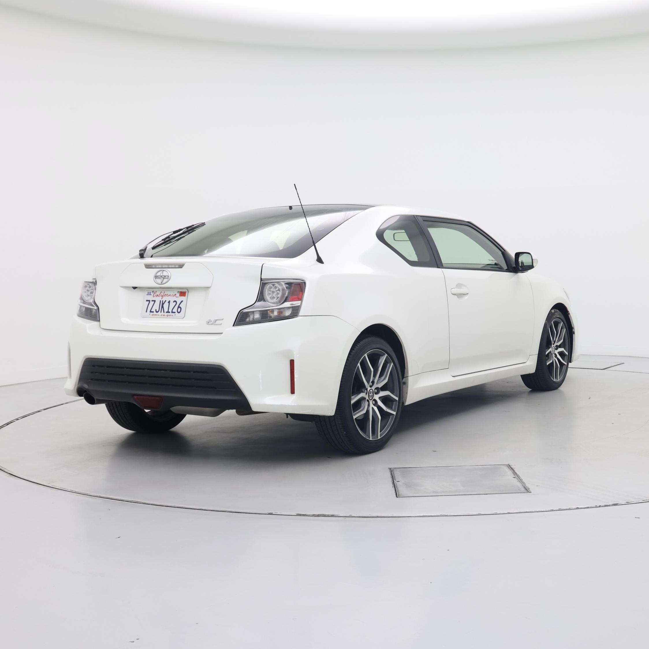 Thumbnail: 2016 Scion tC - 8