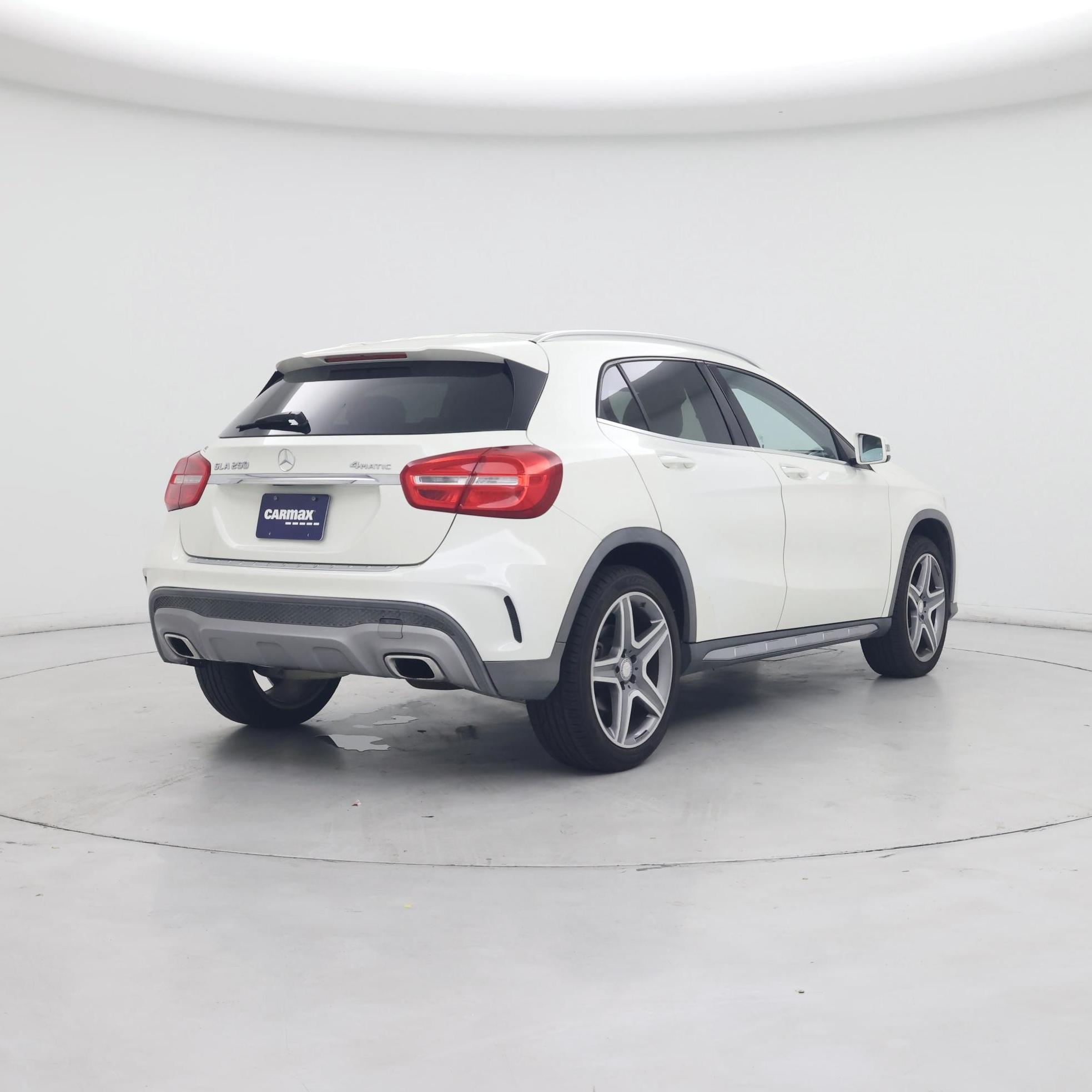 Thumbnail: 2017 Mercedes-Benz GLA - 8