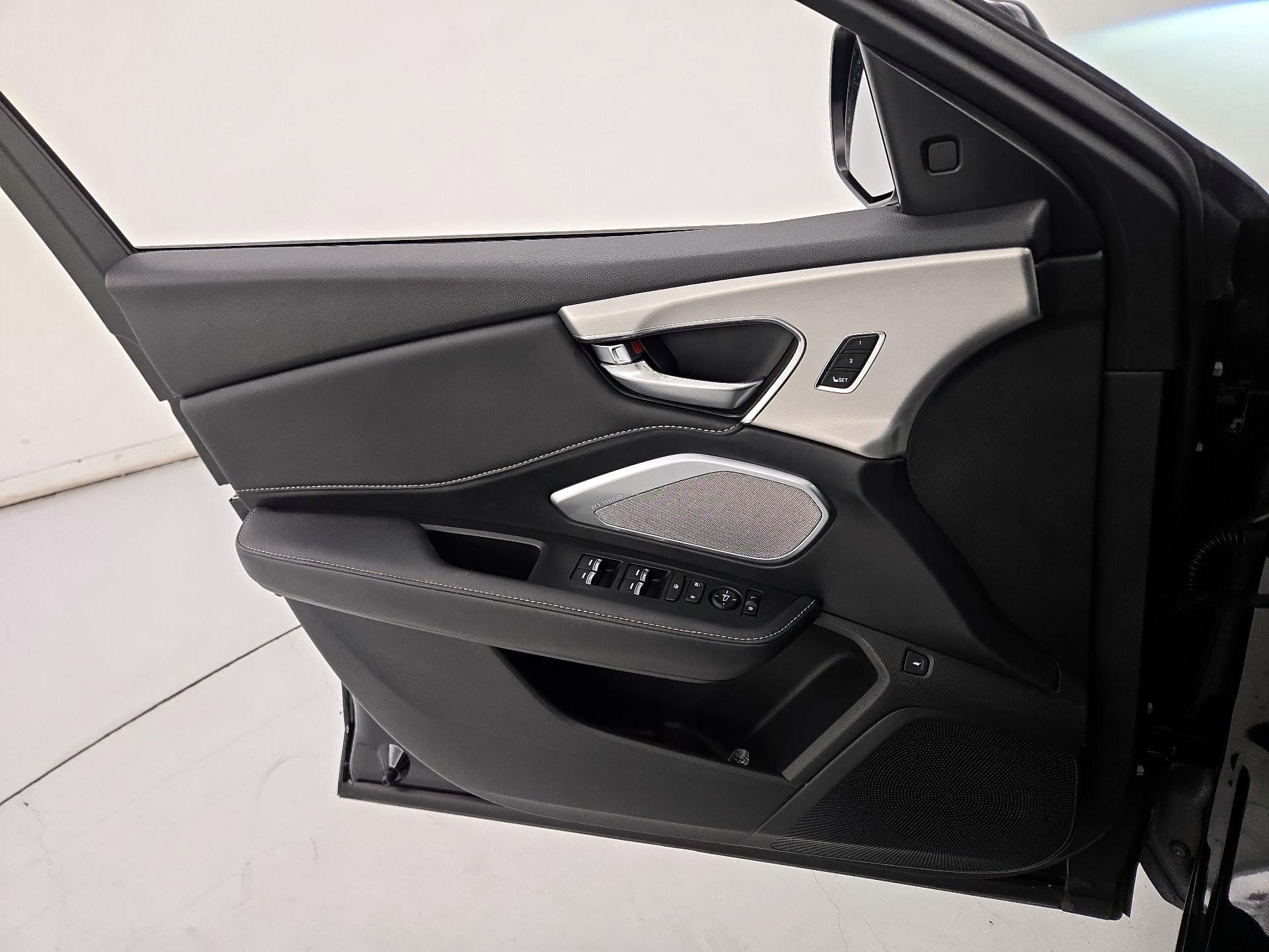 Thumbnail: 2023 Acura RDX - 12