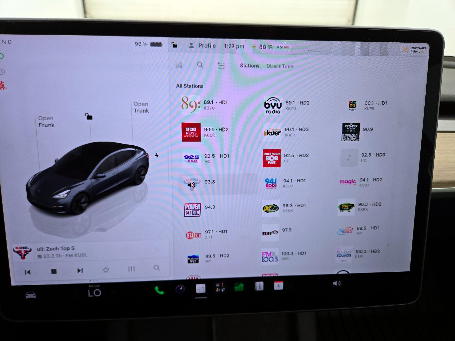 Thumbnail: 2023 Tesla Model 3 - 15