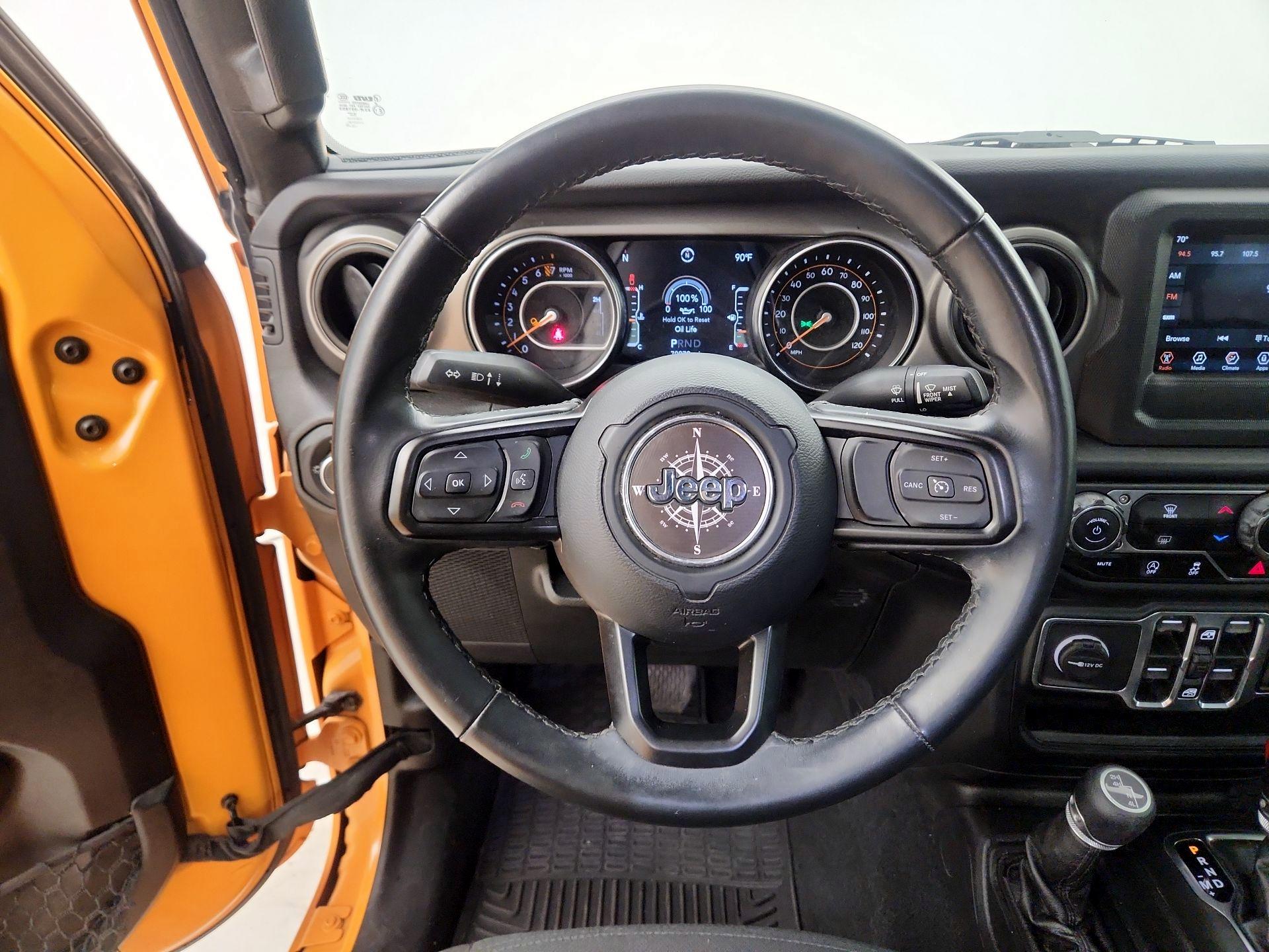 Thumbnail: 2021 Jeep Gladiator - 10