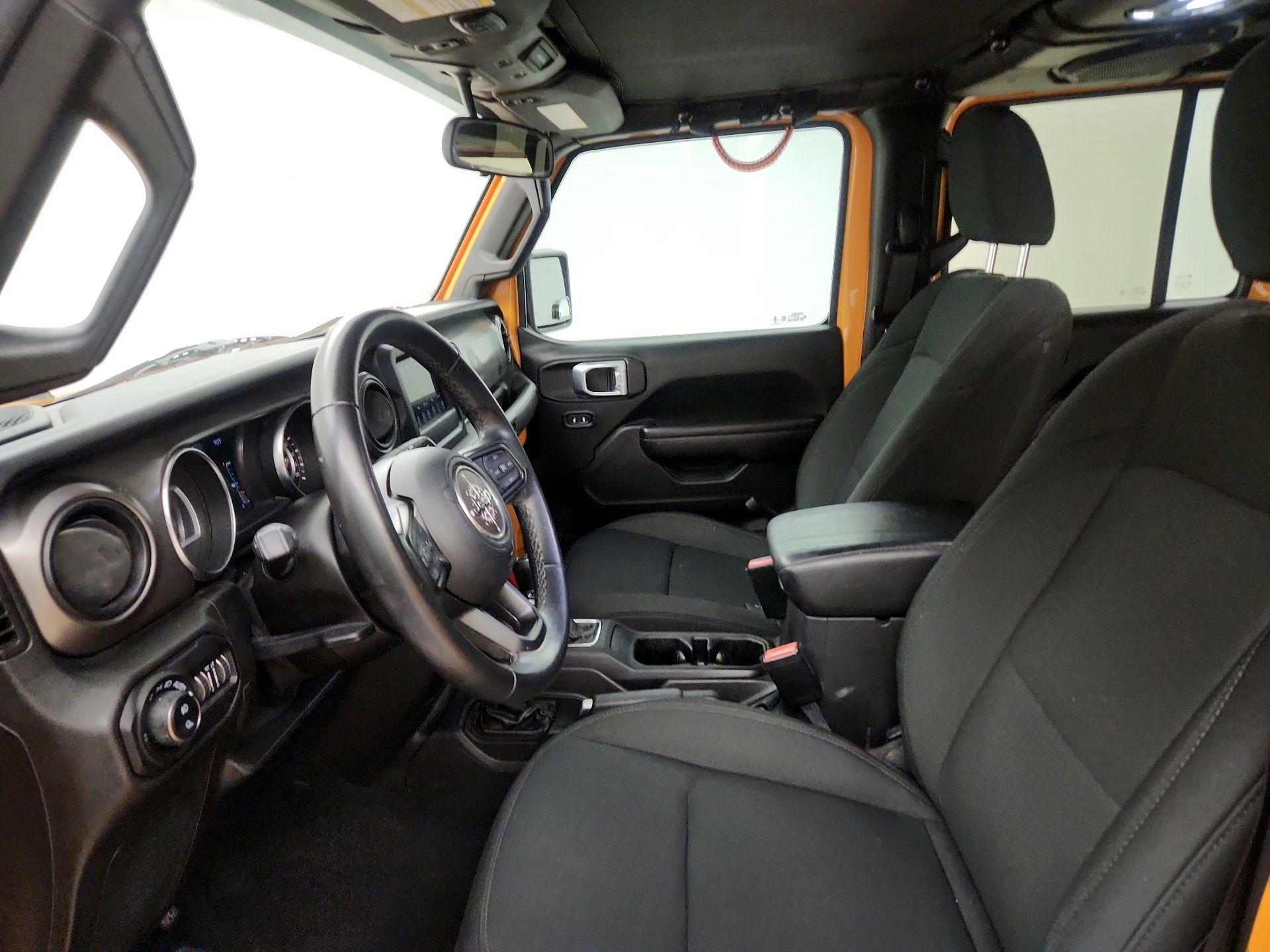 Thumbnail: 2021 Jeep Gladiator - 11
