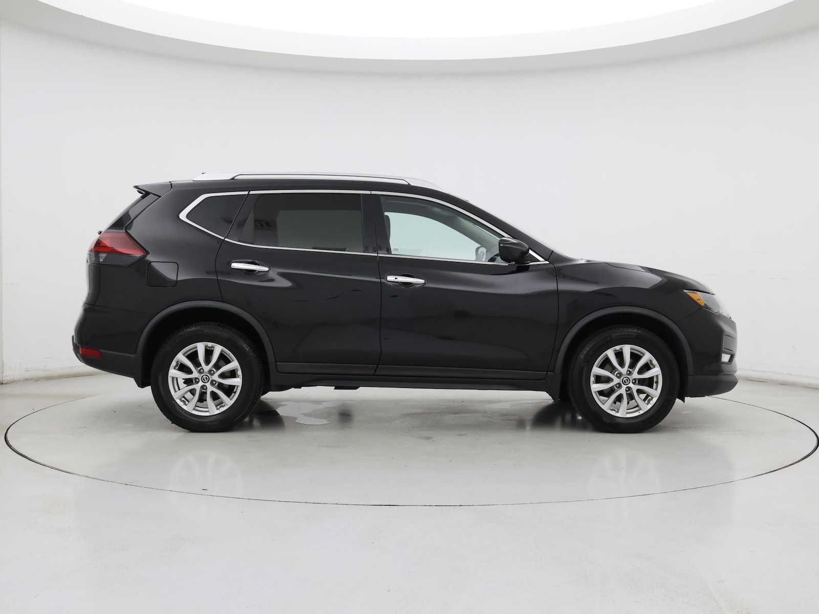 2018 Nissan Rogue SV - Photo 8