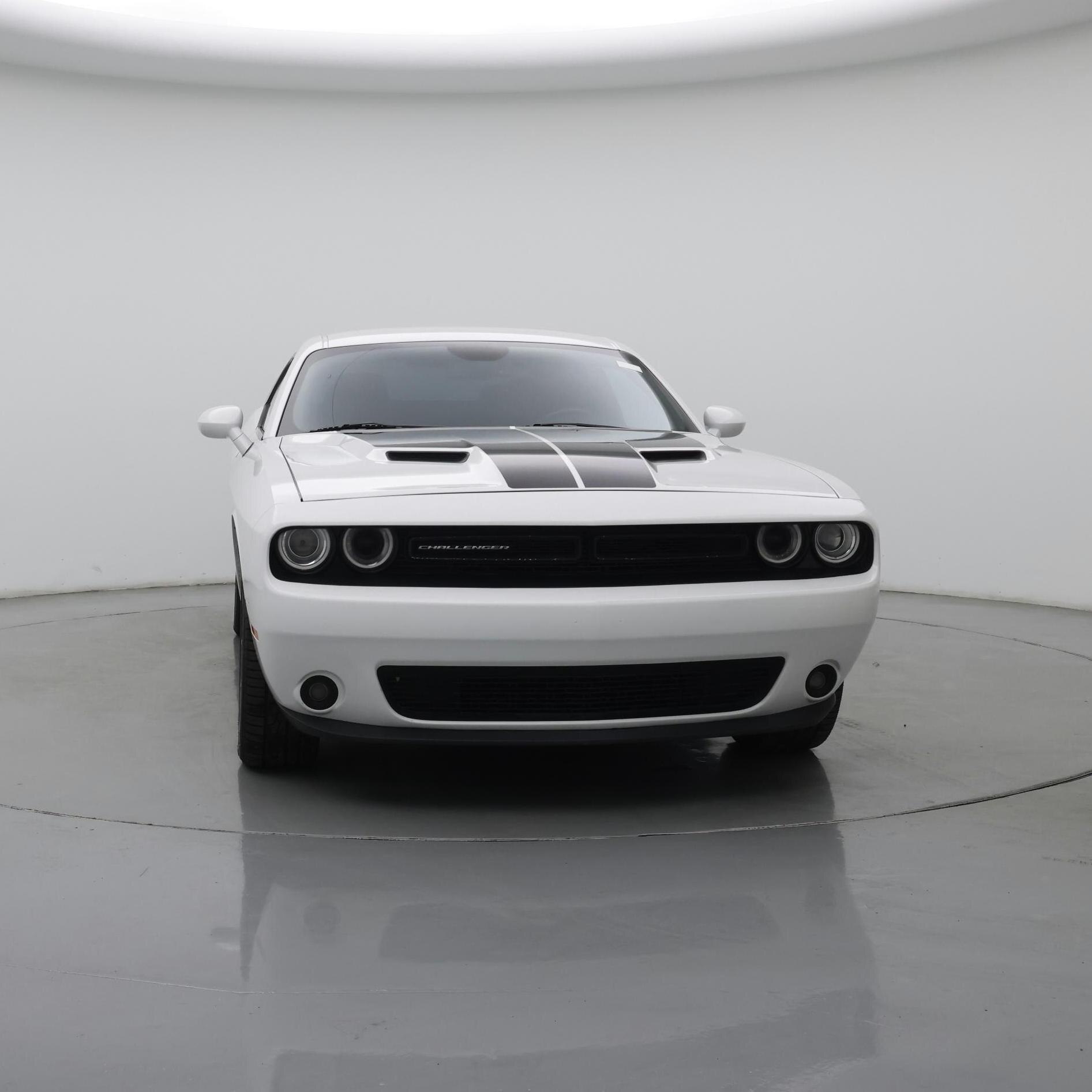 Thumbnail: 2017 Dodge Challenger - 5