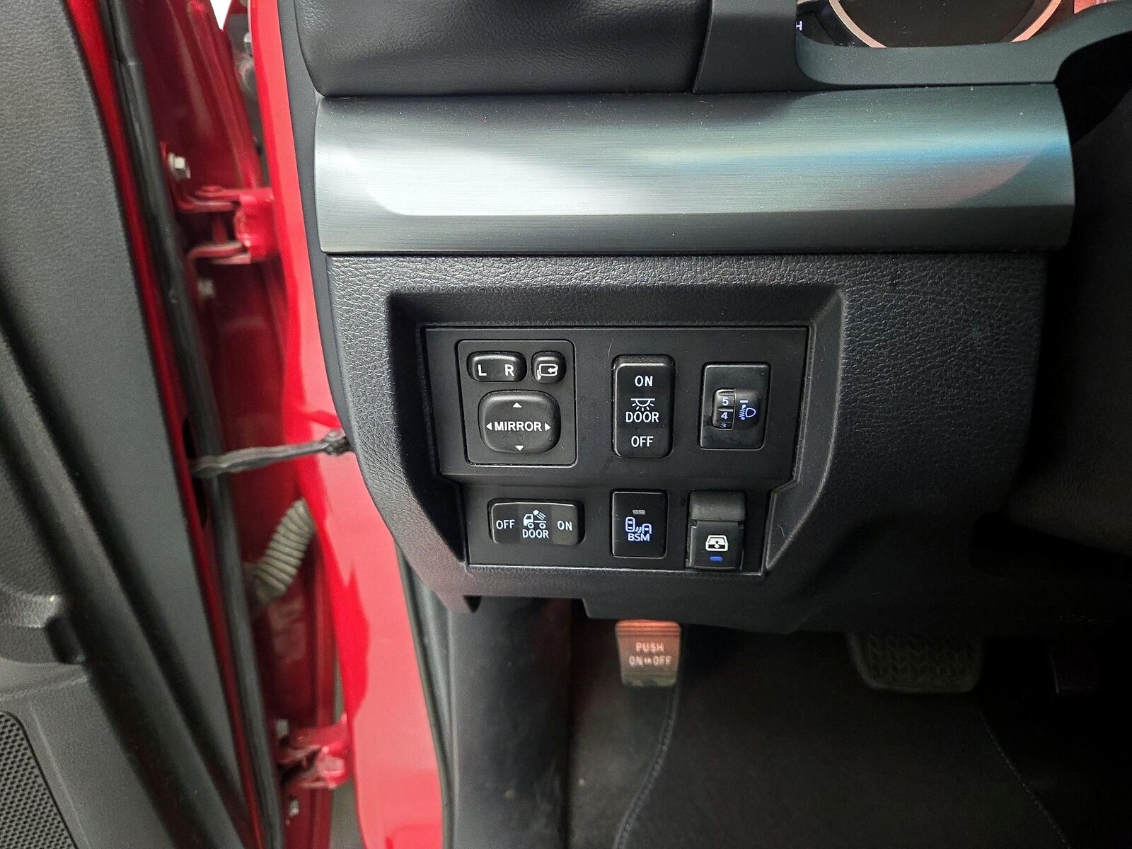 2017 Toyota Tundra Platinum - Photo 14