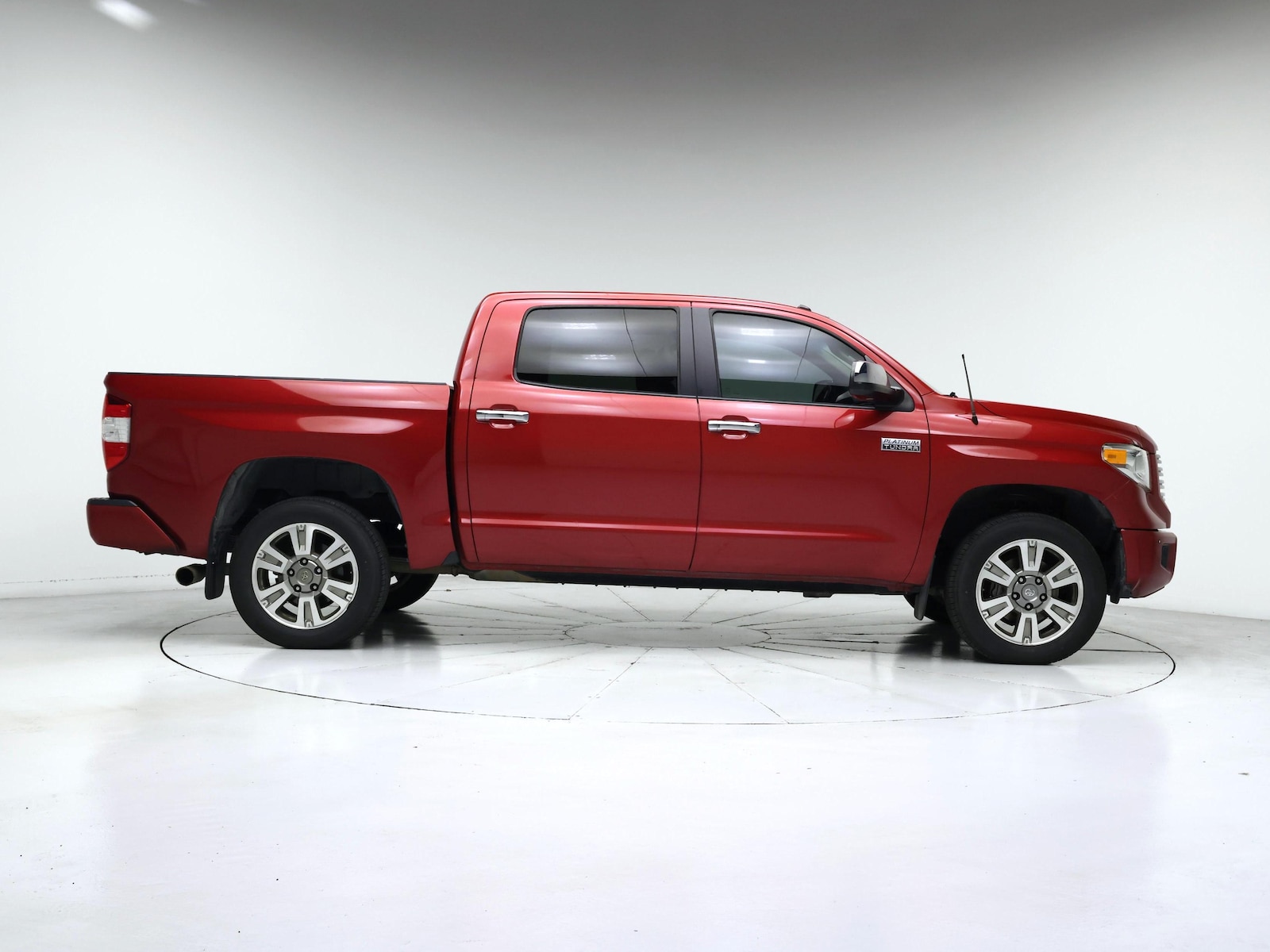 2017 Toyota Tundra Platinum - Photo 8