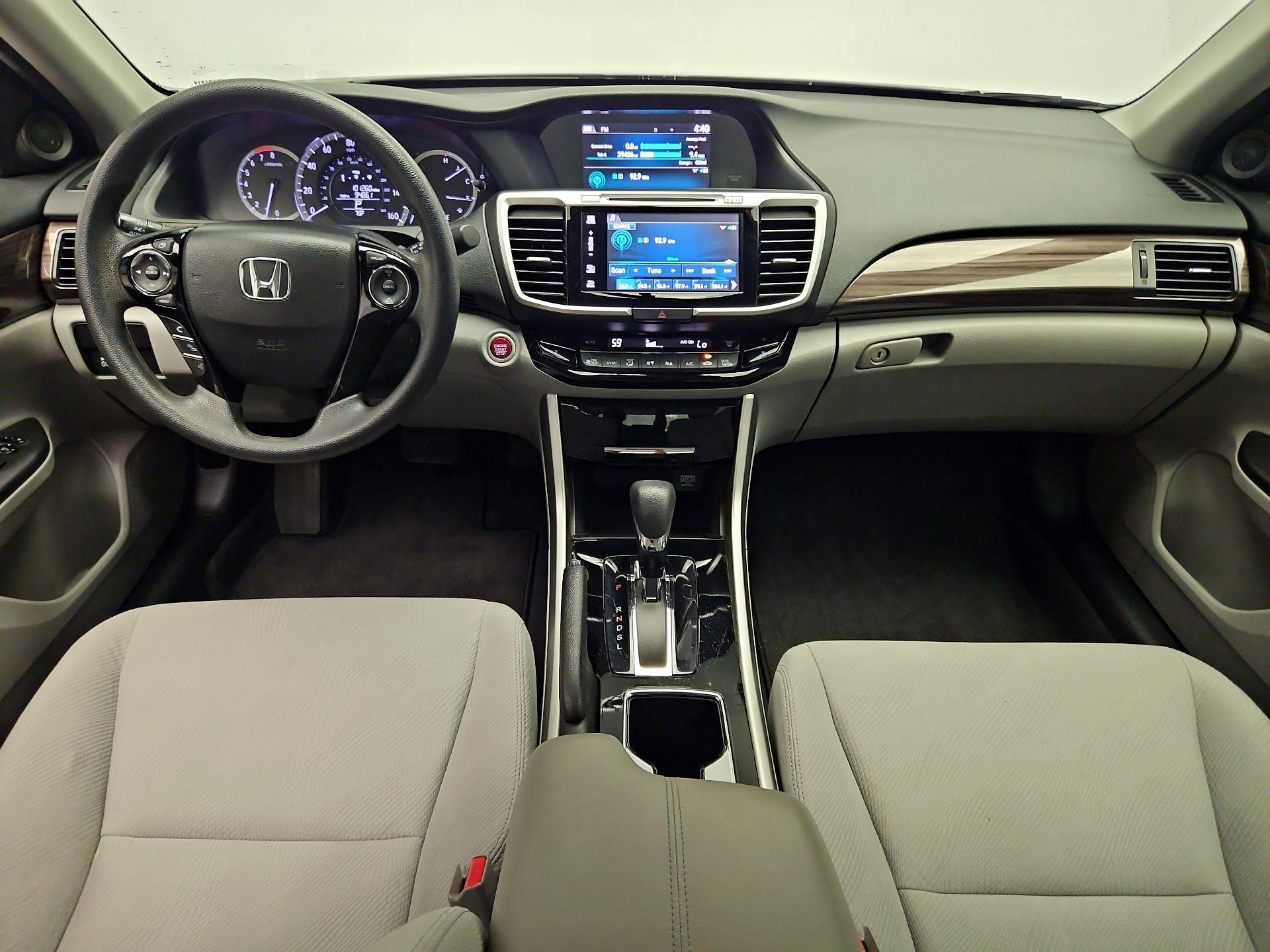 Thumbnail: 2016 Honda Accord - 9