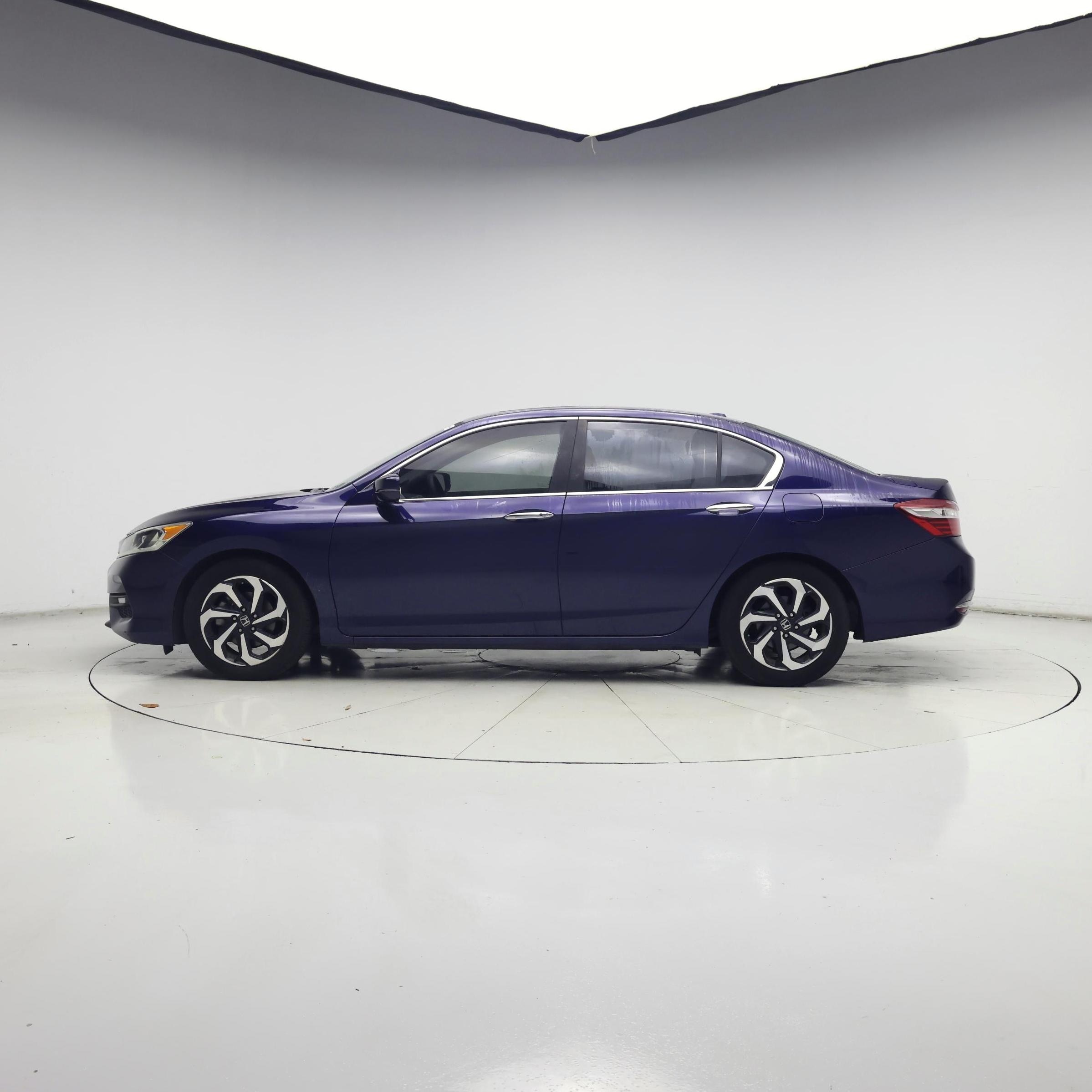 Thumbnail: 2016 Honda Accord - 3