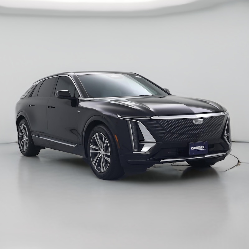 2024 Cadillac LYRIQ Luxury 1