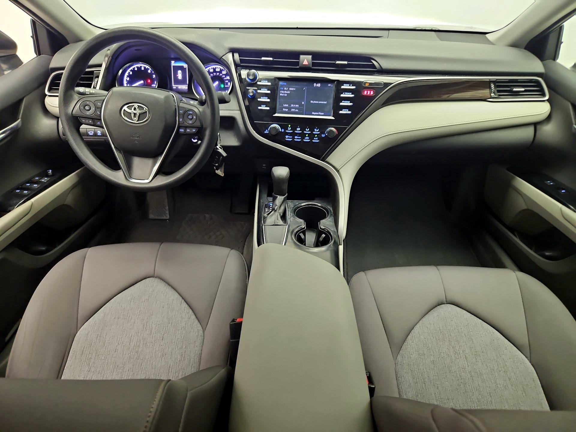 Thumbnail: 2019 Toyota Camry - 9