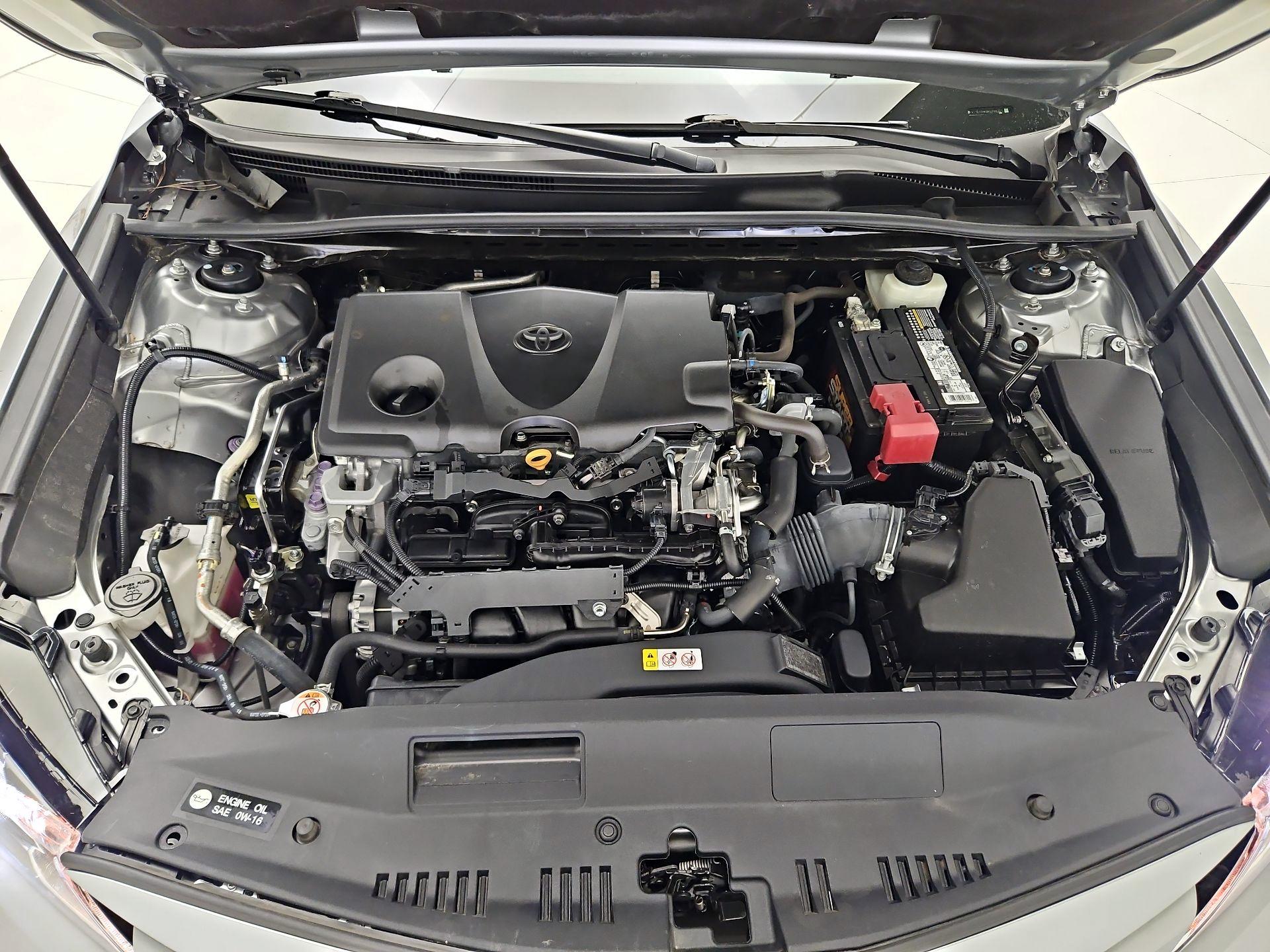 Thumbnail: 2019 Toyota Camry - 19