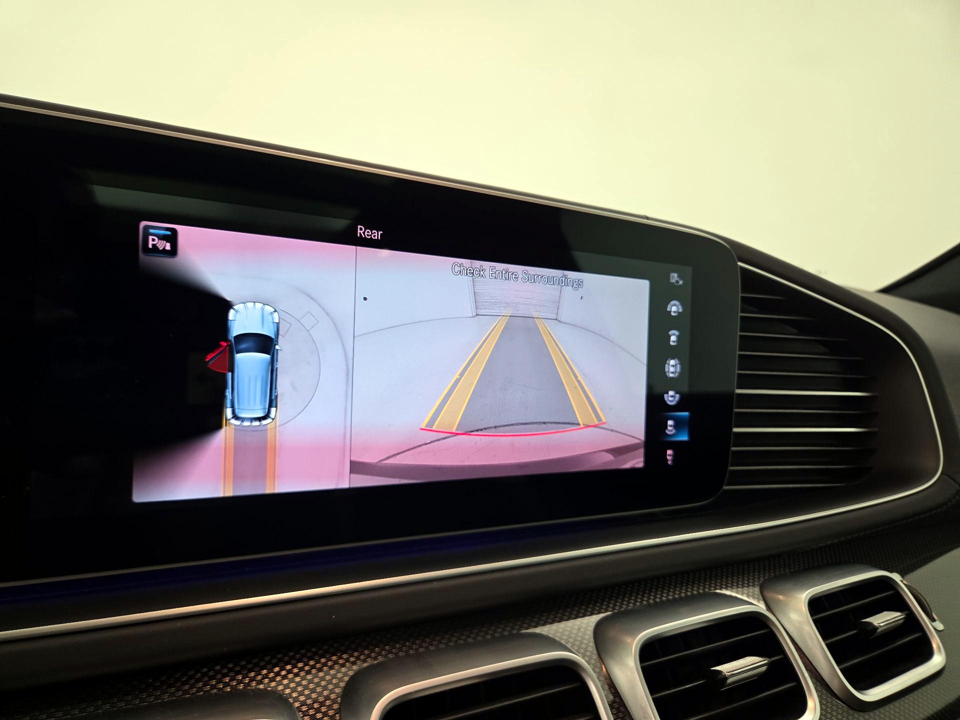 Thumbnail: 2022 Mercedes-Benz GL-Class - 15