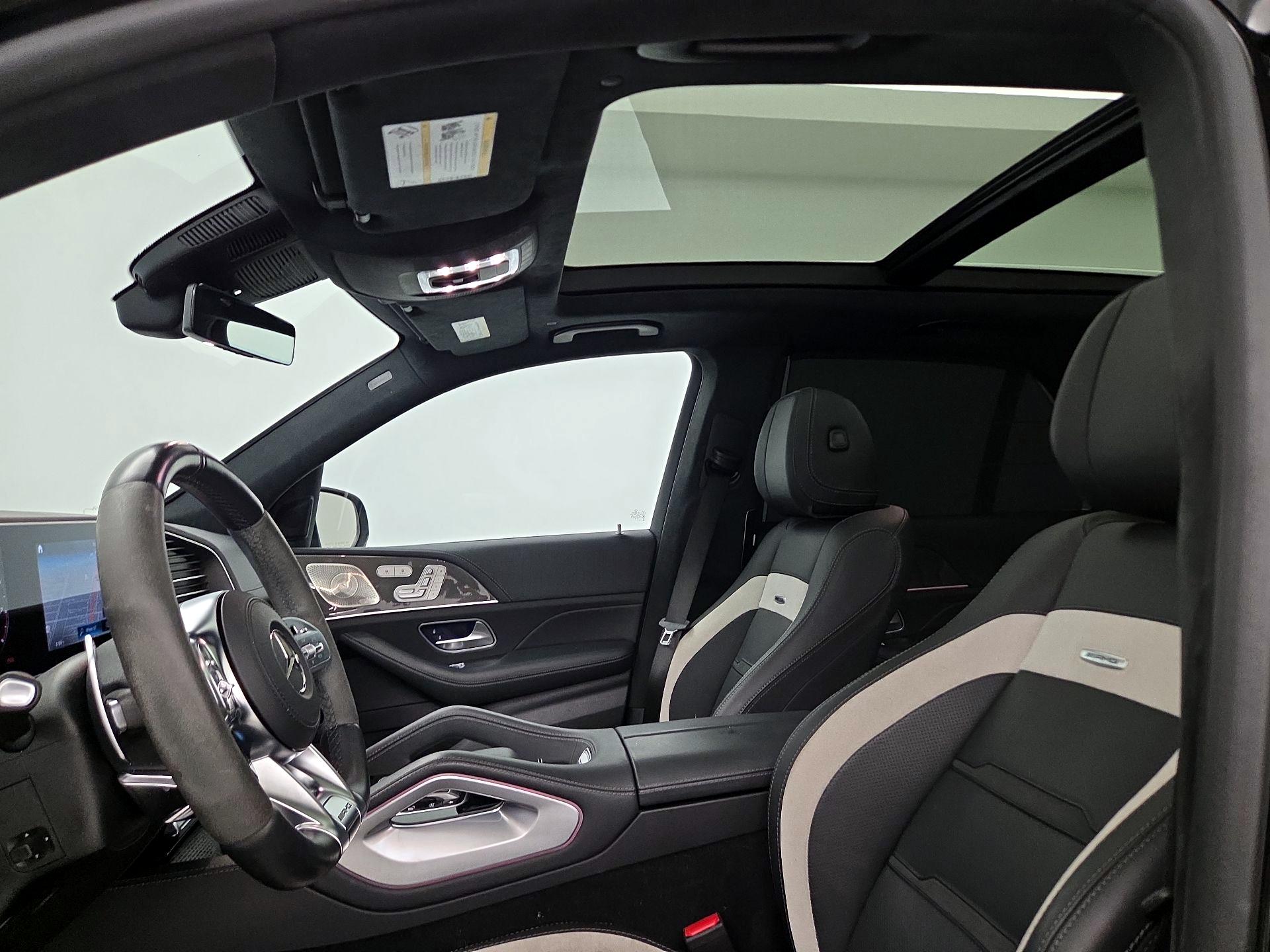 Thumbnail: 2022 Mercedes-Benz GL-Class - 20