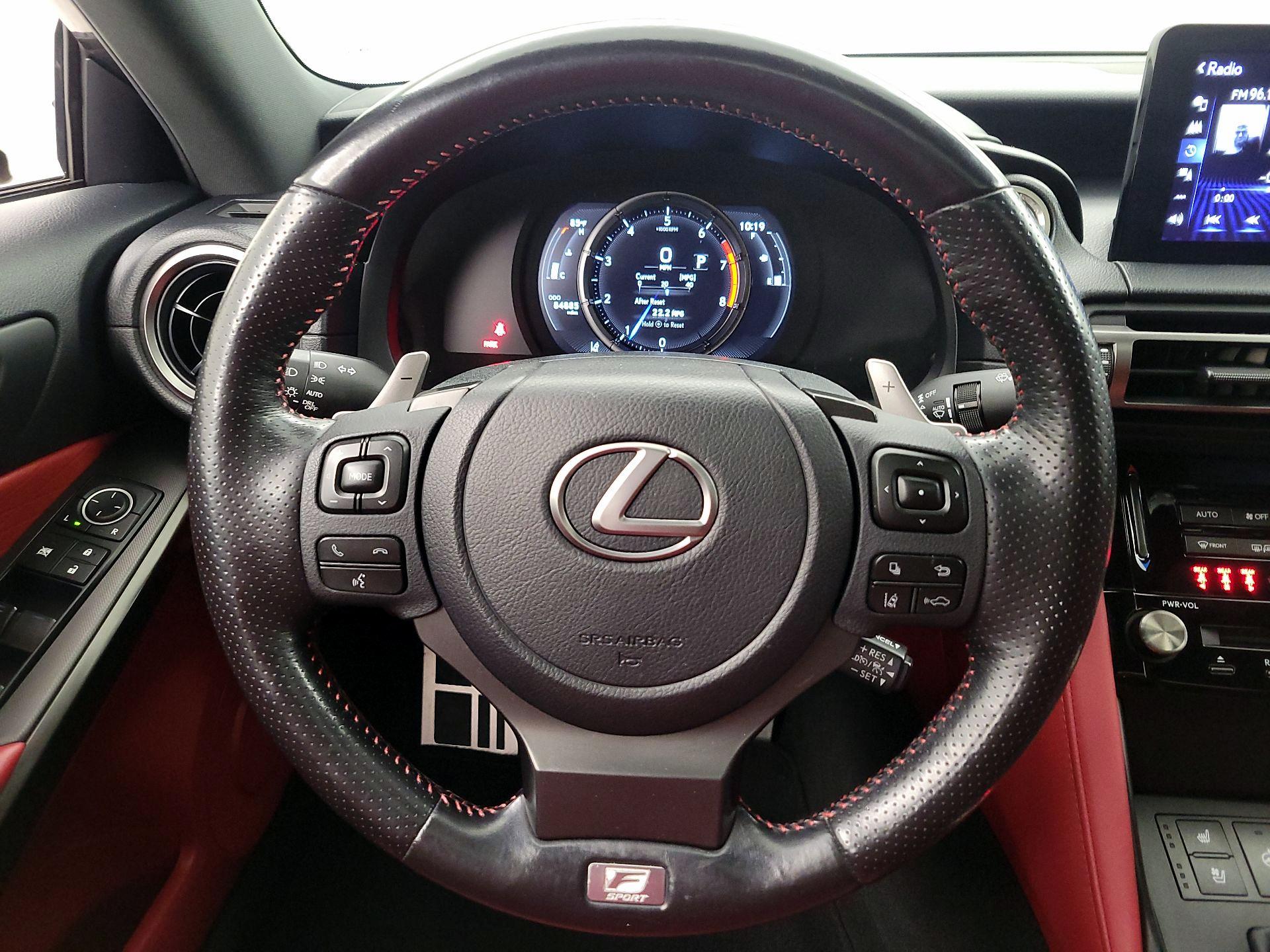 Thumbnail: 2022 Lexus IS - 10