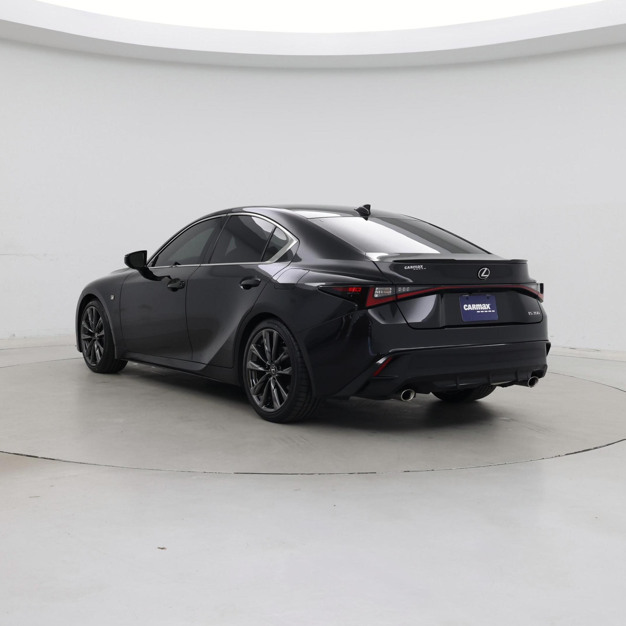 Thumbnail: 2022 Lexus IS - 2