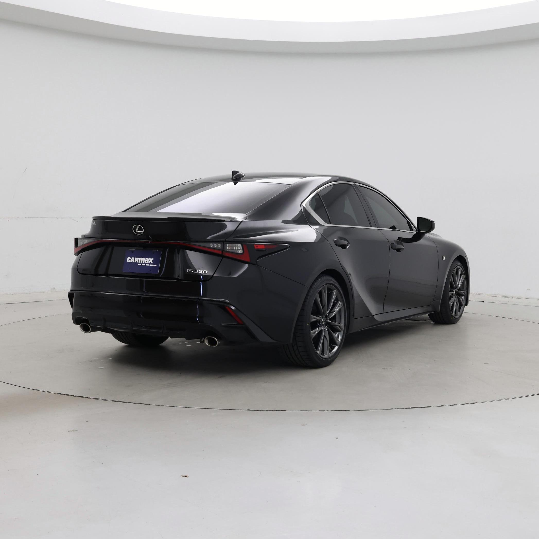 Thumbnail: 2022 Lexus IS - 8
