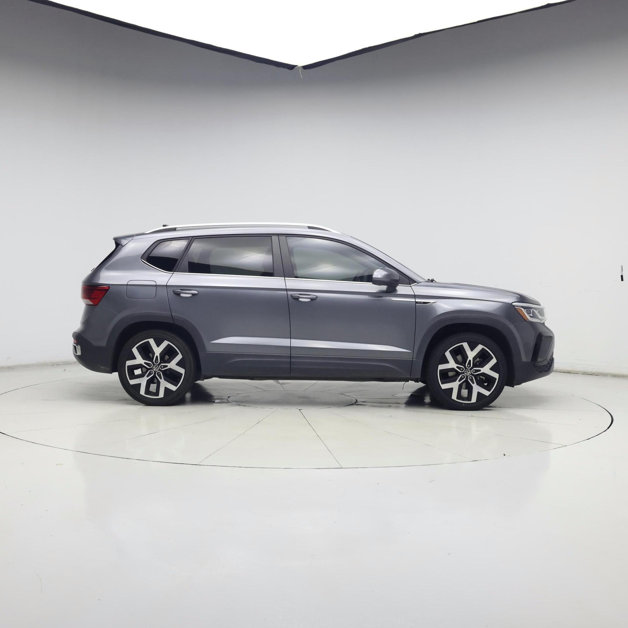 Thumbnail: 2022 Volkswagen Taos - 7