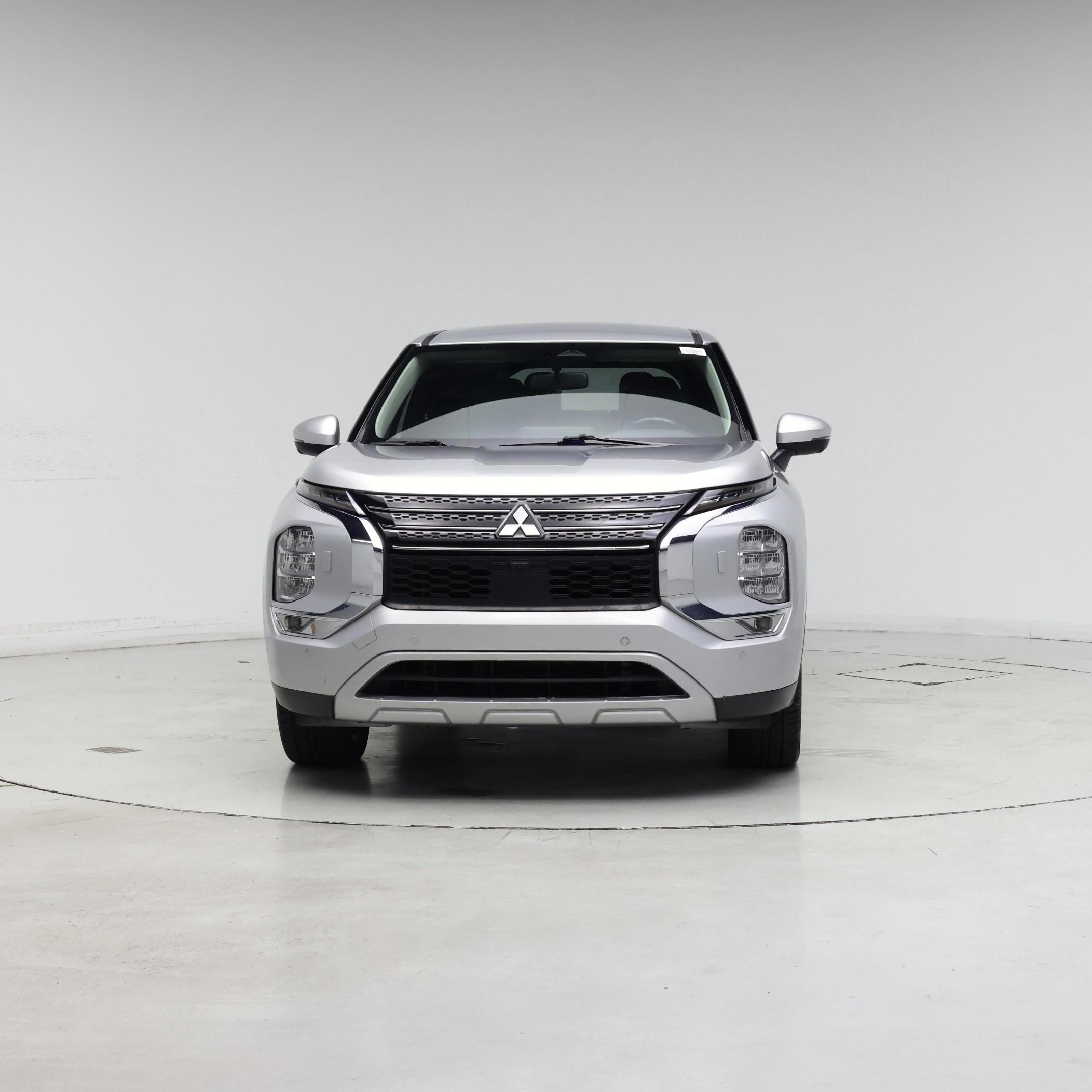 Thumbnail: 2022 Mitsubishi Outlander - 5
