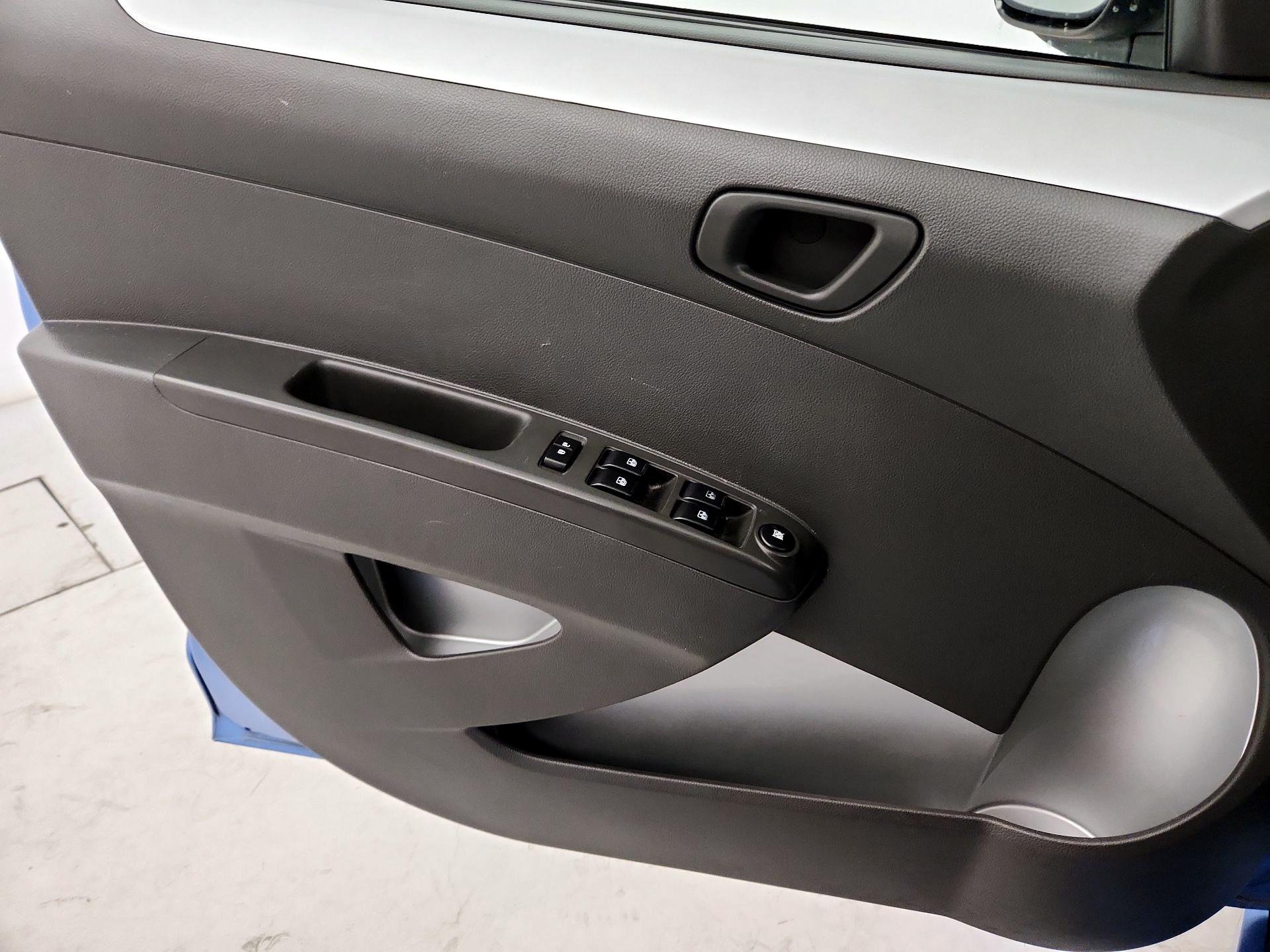 Thumbnail: 2014 Chevrolet Spark - 12