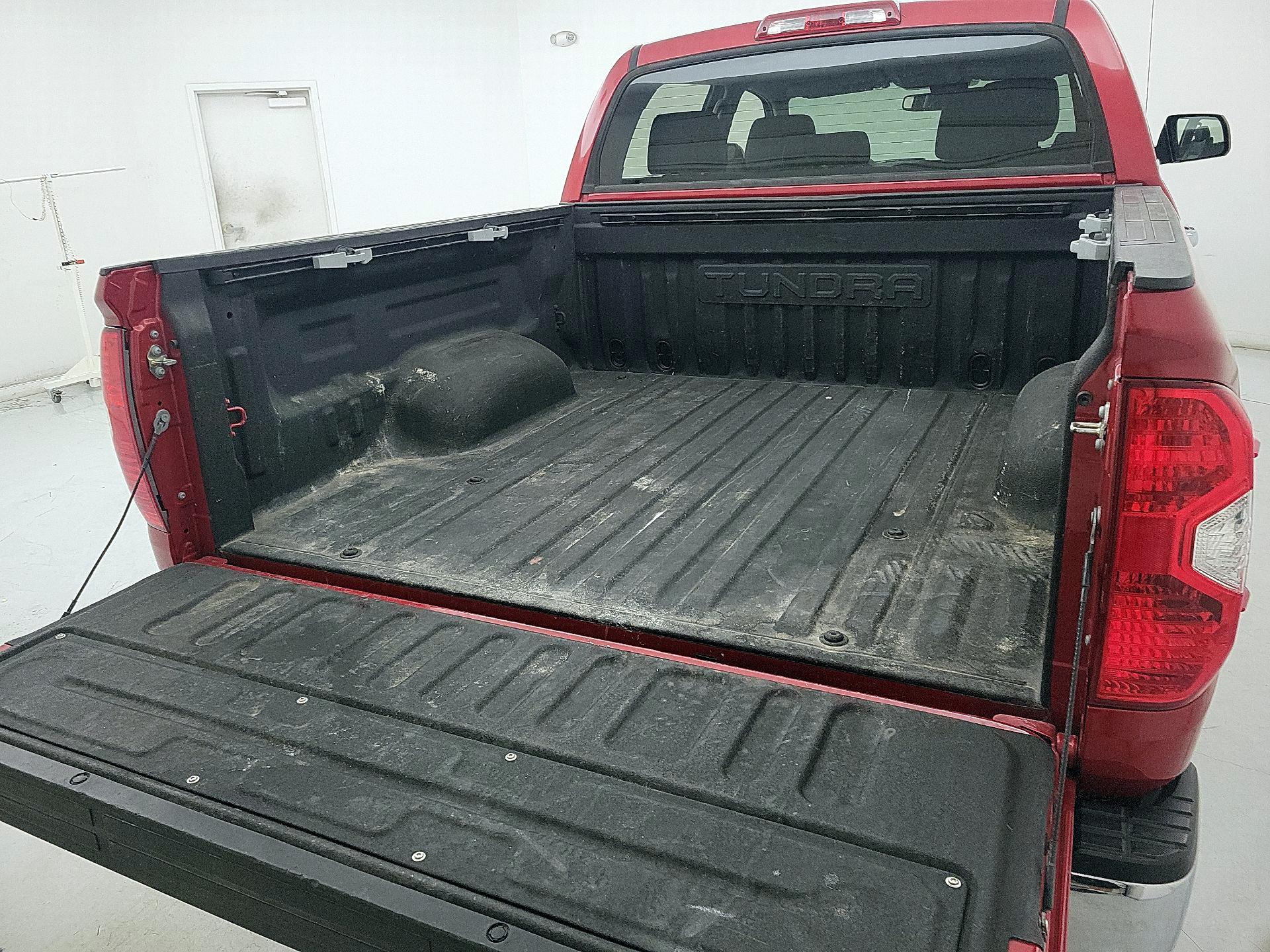 Thumbnail: 2019 Toyota Tundra - 20