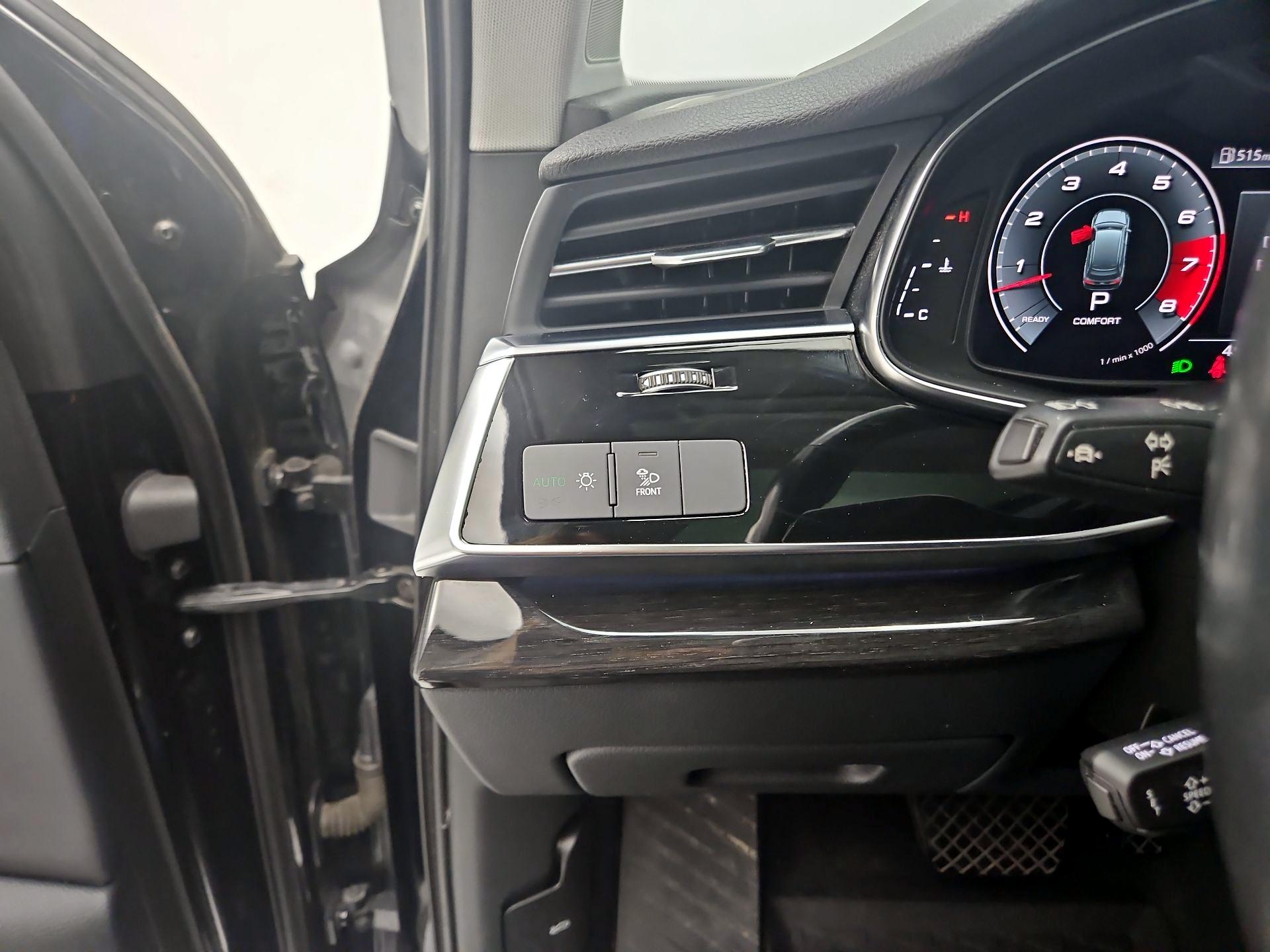 Thumbnail: 2021 Audi Q7 - 13