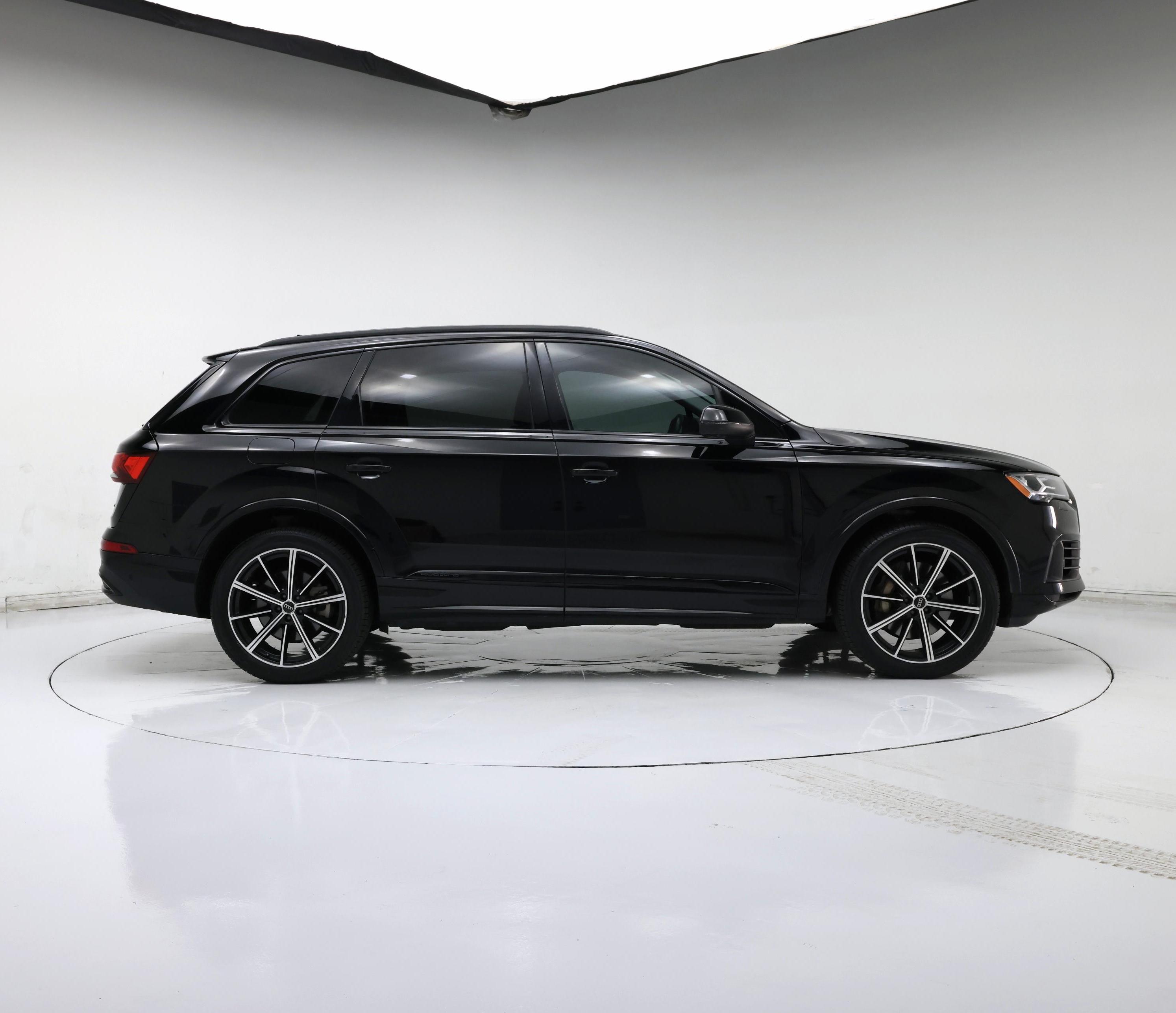 Thumbnail: 2021 Audi Q7 - 7