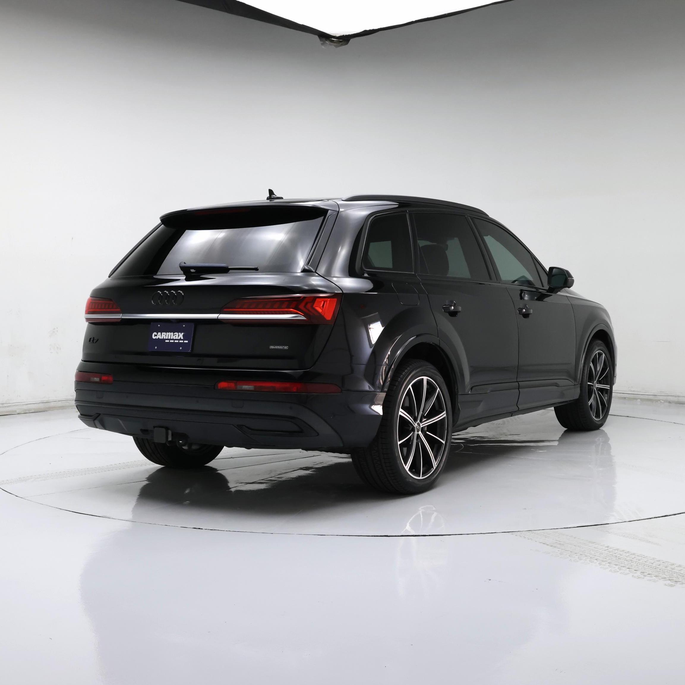 Thumbnail: 2021 Audi Q7 - 8