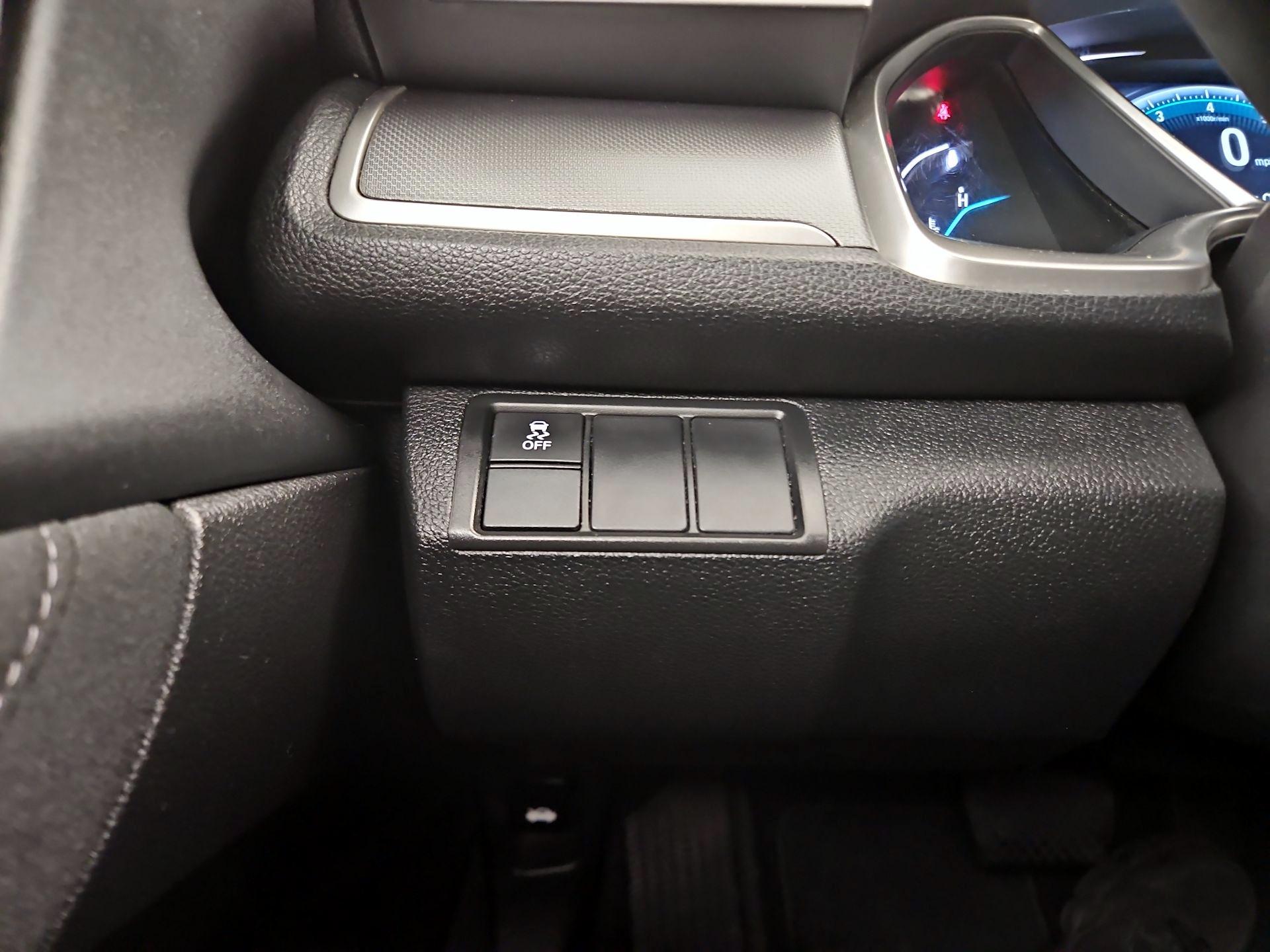 Thumbnail: 2016 Honda Civic - 13