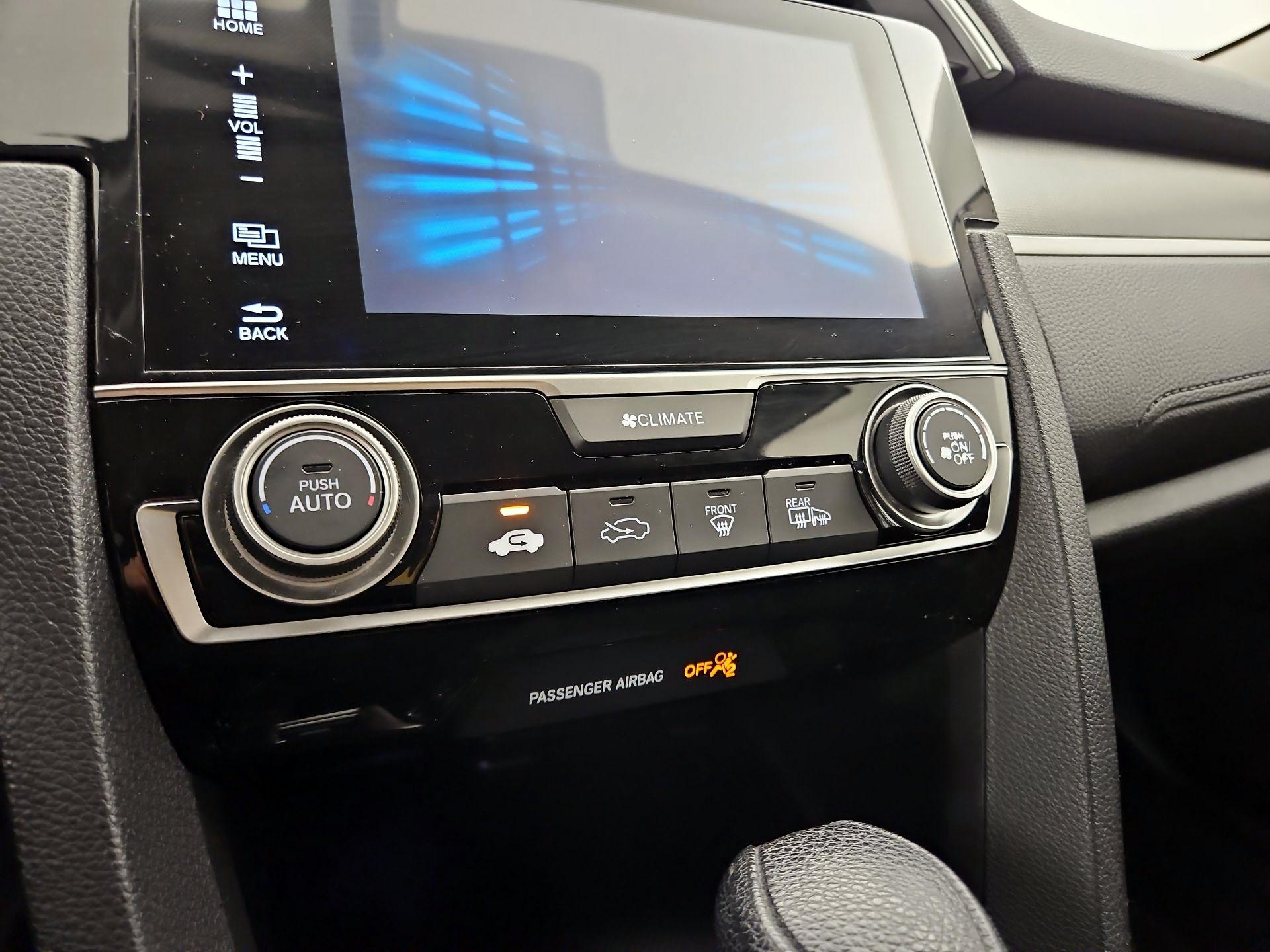 Thumbnail: 2016 Honda Civic - 16