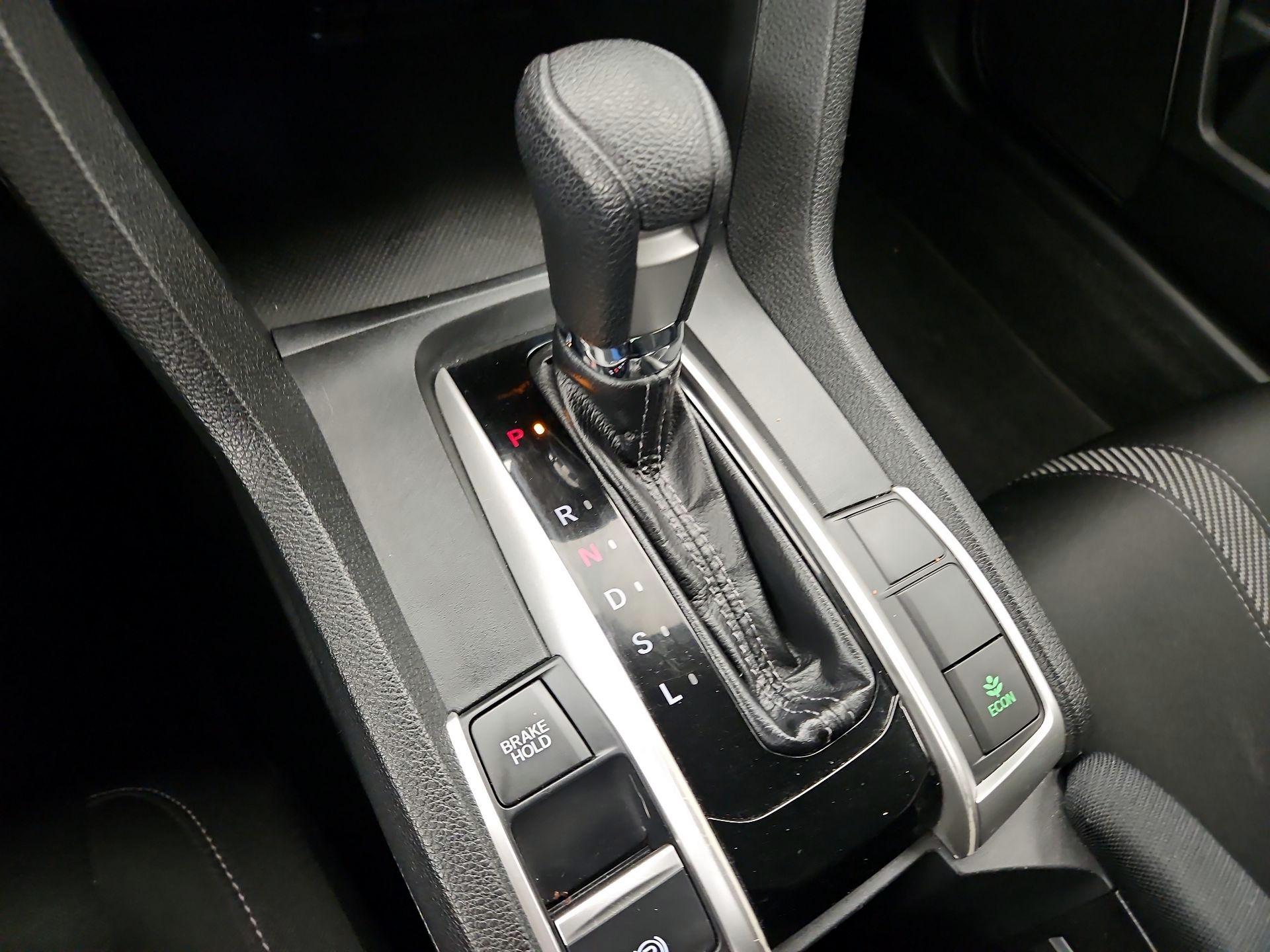 Thumbnail: 2016 Honda Civic - 17