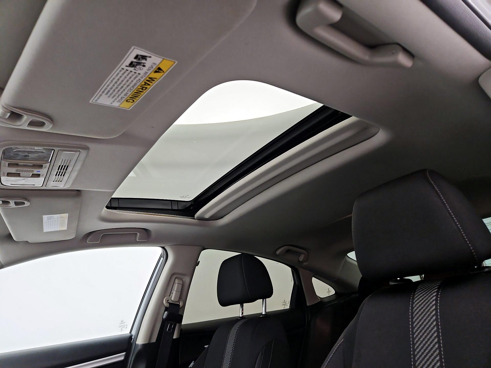 Thumbnail: 2016 Honda Civic - 19