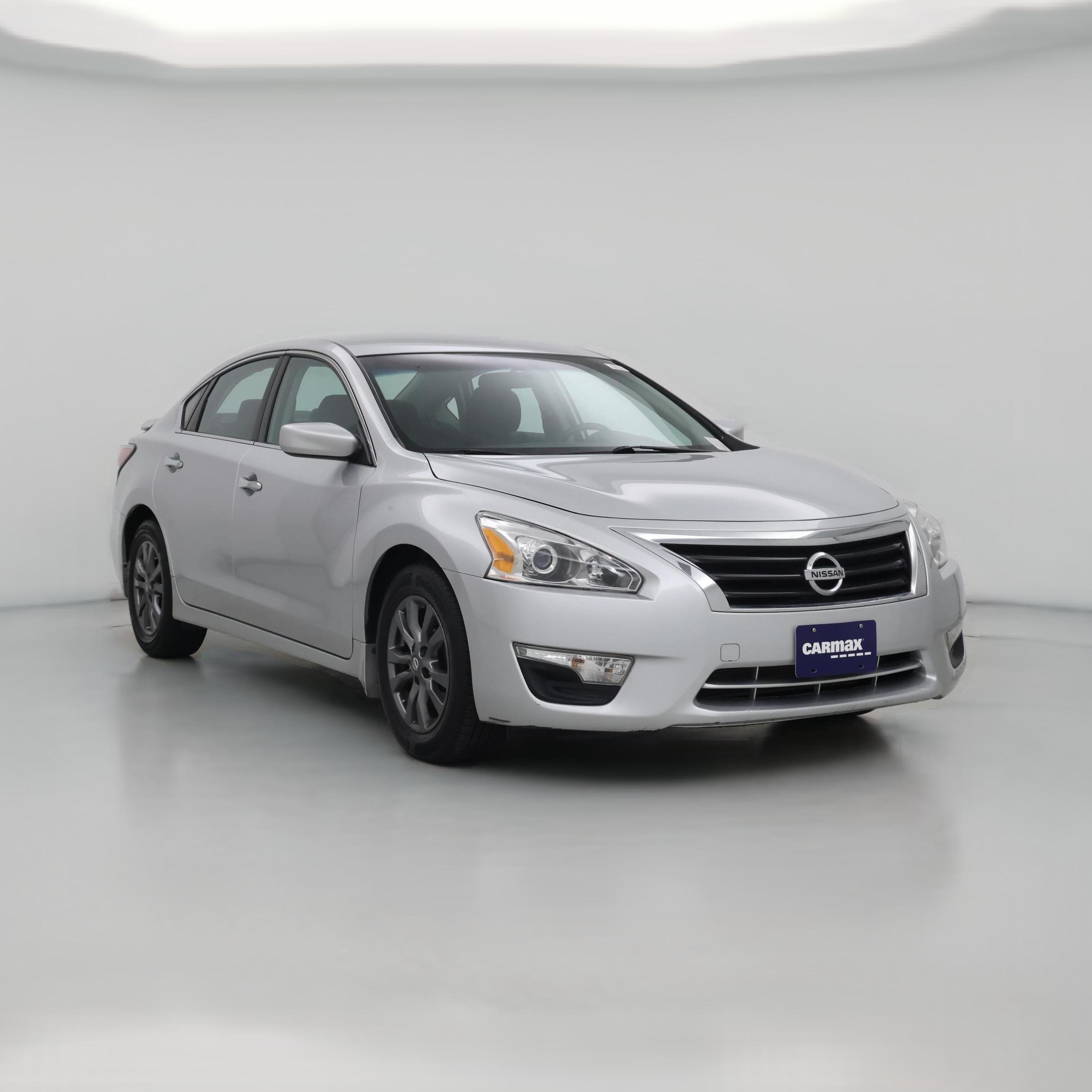 Thumbnail: 2015 Nissan Altima - 1