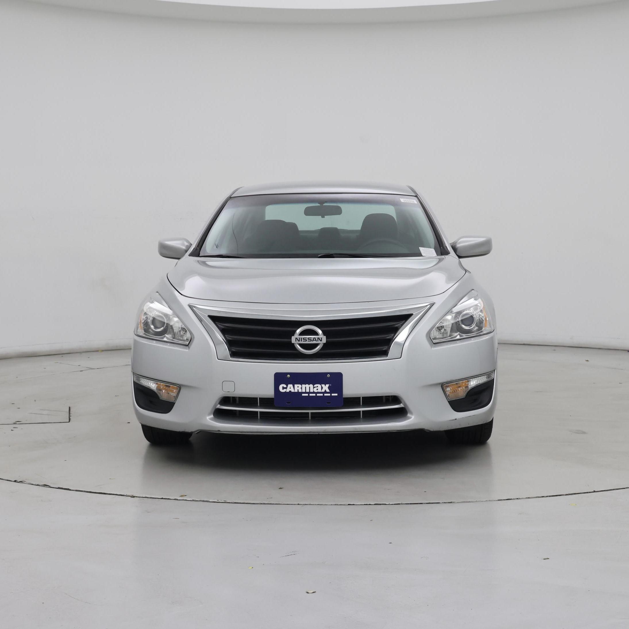 Thumbnail: 2015 Nissan Altima - 5