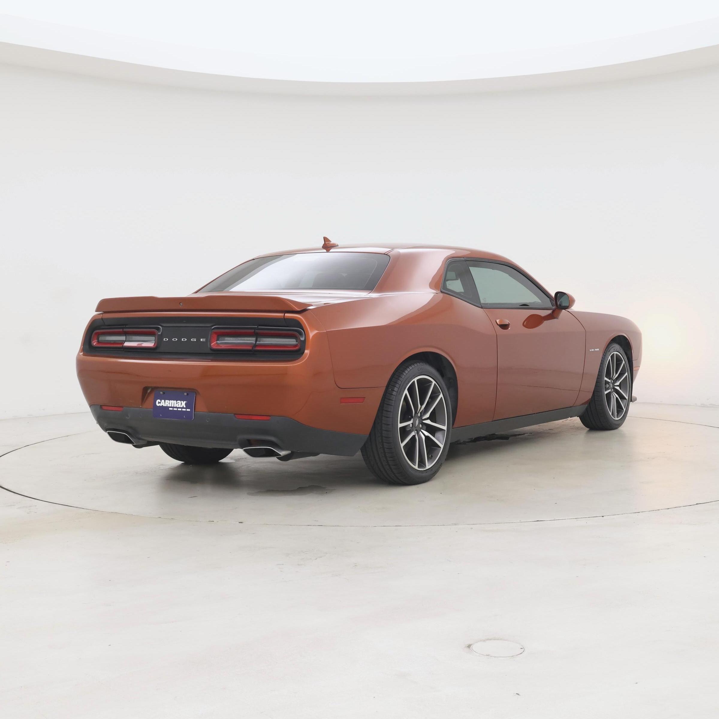 Thumbnail: 2022 Dodge Challenger - 8