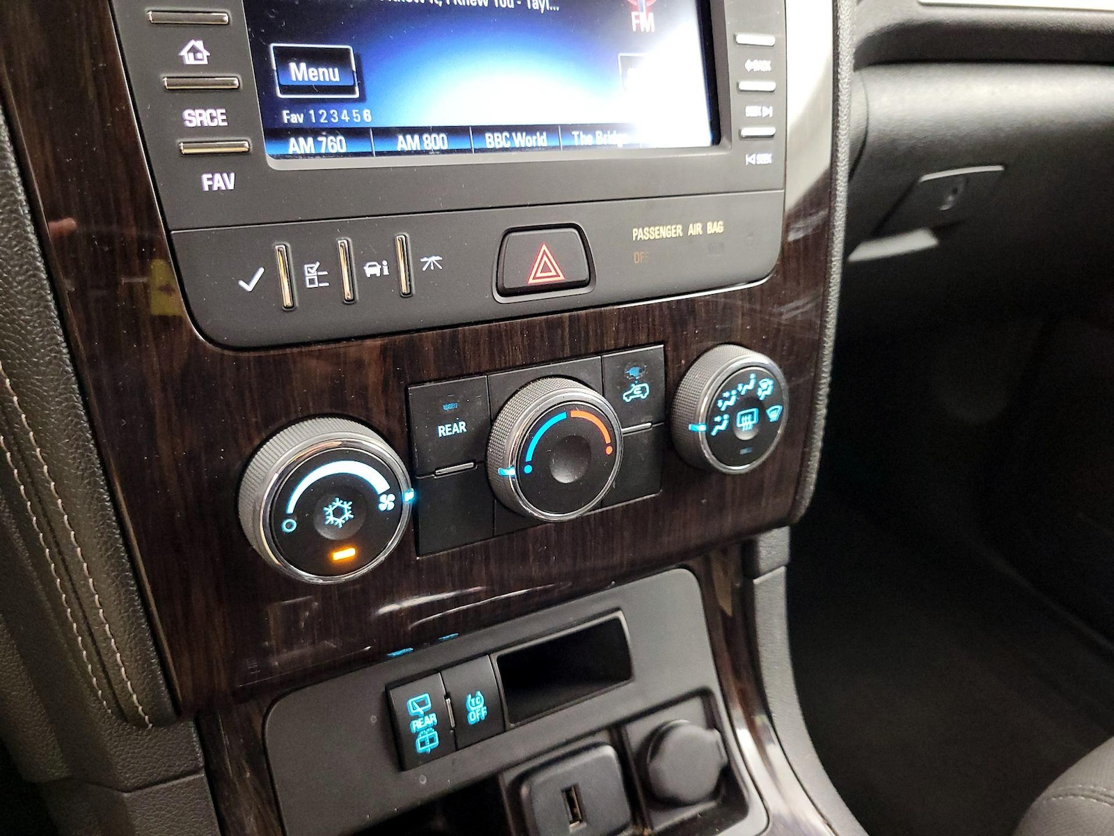 2017 Chevrolet Traverse 1LT - Photo 17