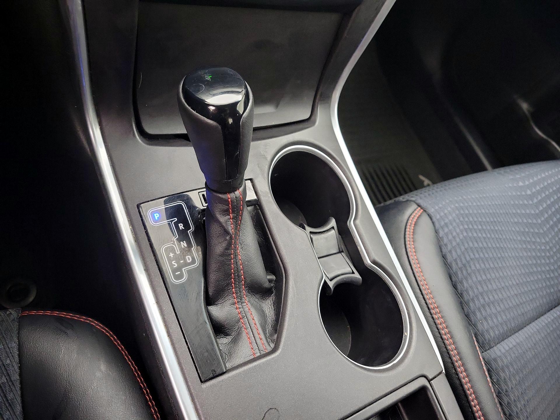 Thumbnail: 2015 Toyota Camry - 17