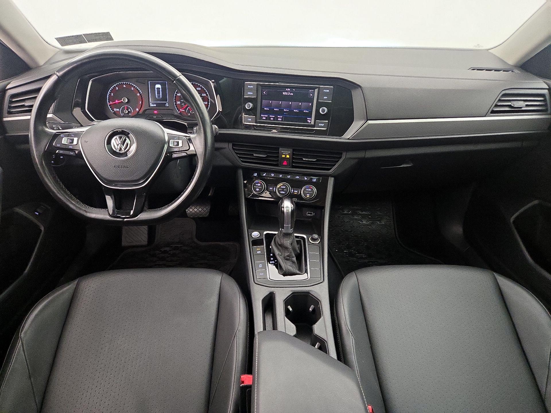 Thumbnail: 2019 Volkswagen Jetta - 9