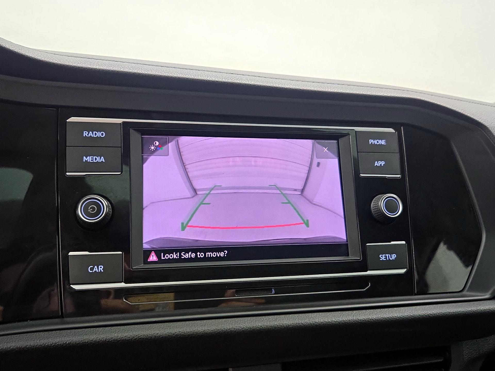 Thumbnail: 2019 Volkswagen Jetta - 14