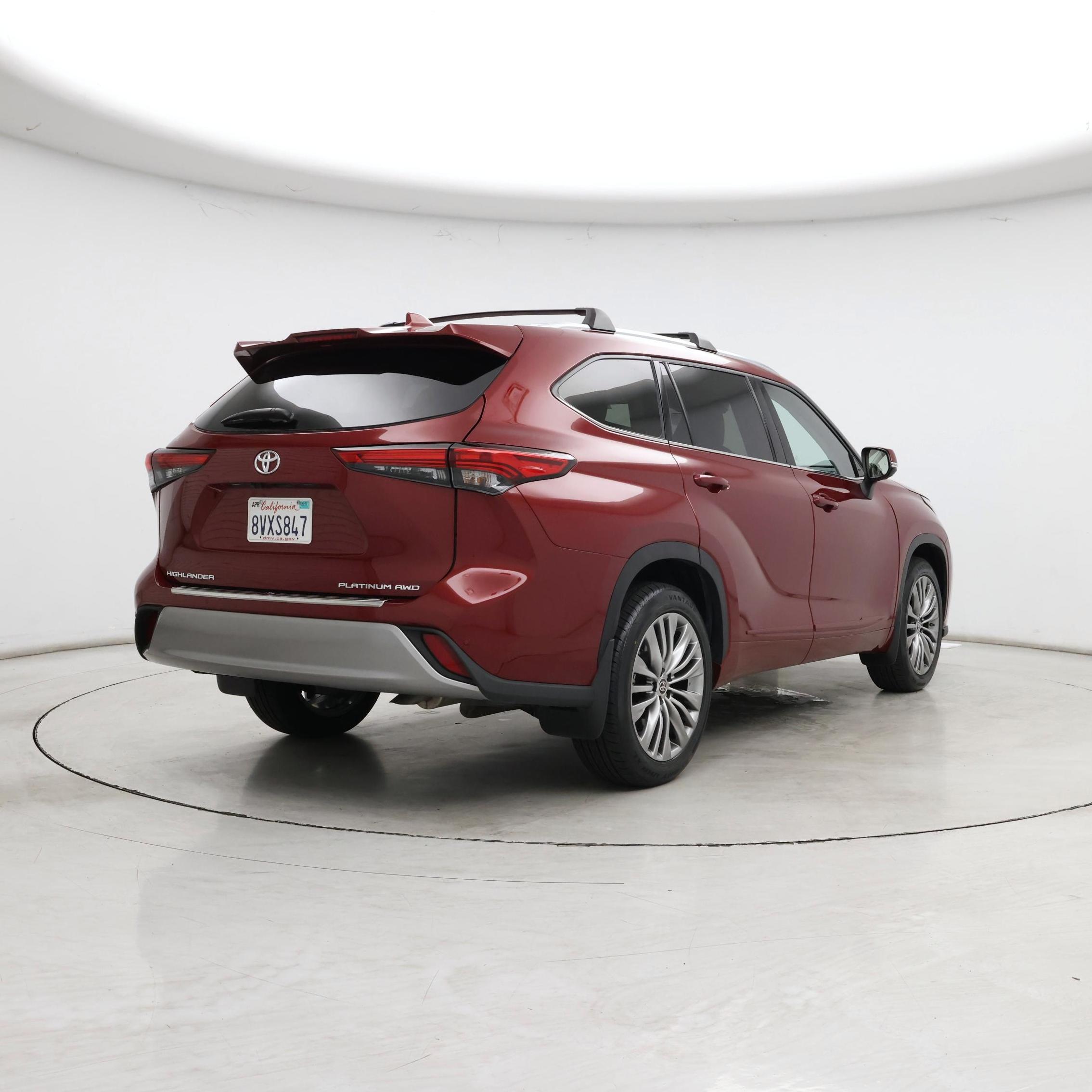 Thumbnail: 2021 Toyota Highlander - 8