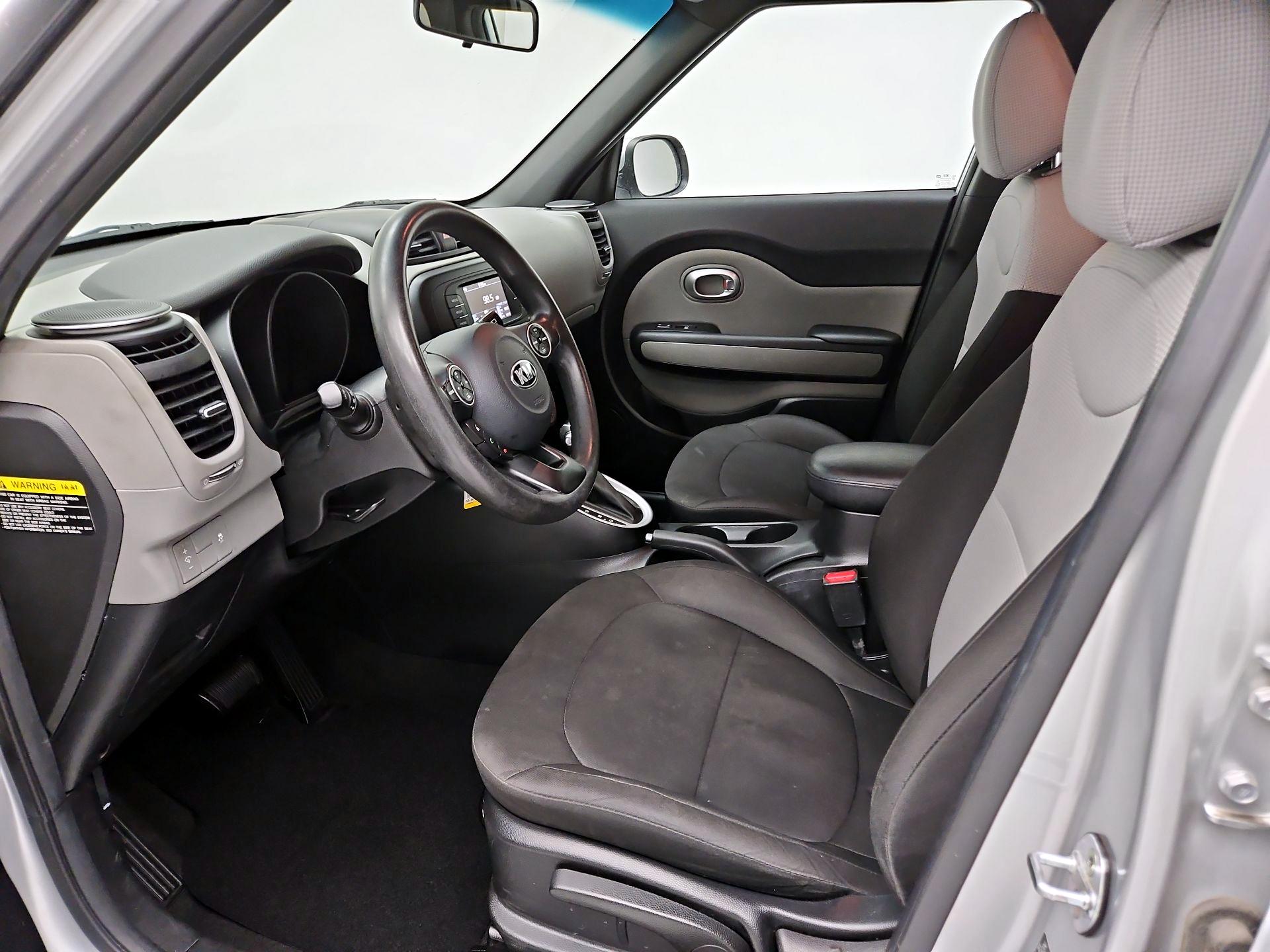 Thumbnail: 2017 Kia Soul - 11