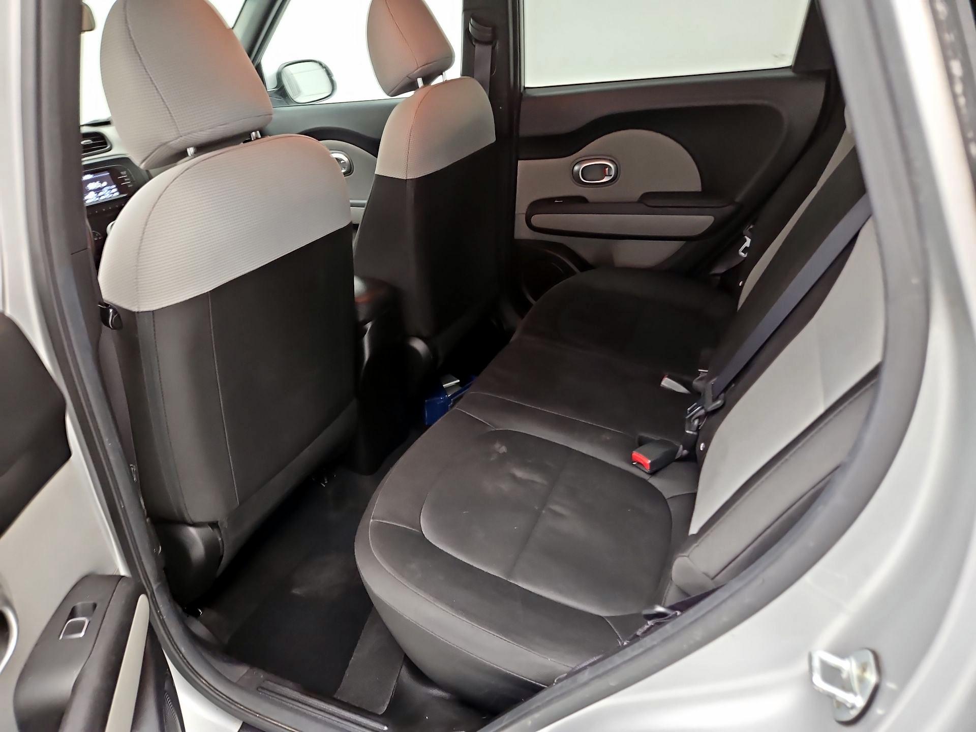 Thumbnail: 2017 Kia Soul - 18