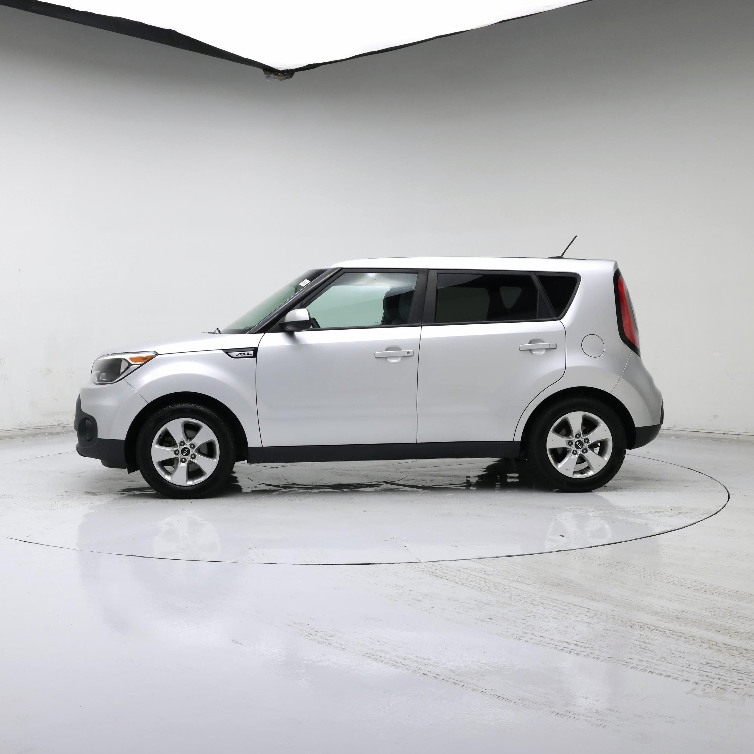 Thumbnail: 2017 Kia Soul - 3