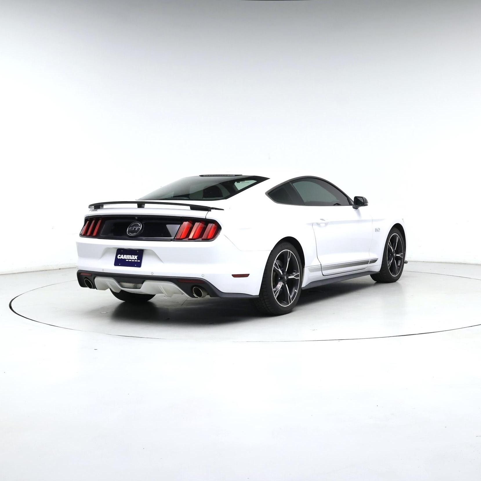 Thumbnail: 2016 Ford Mustang - 8