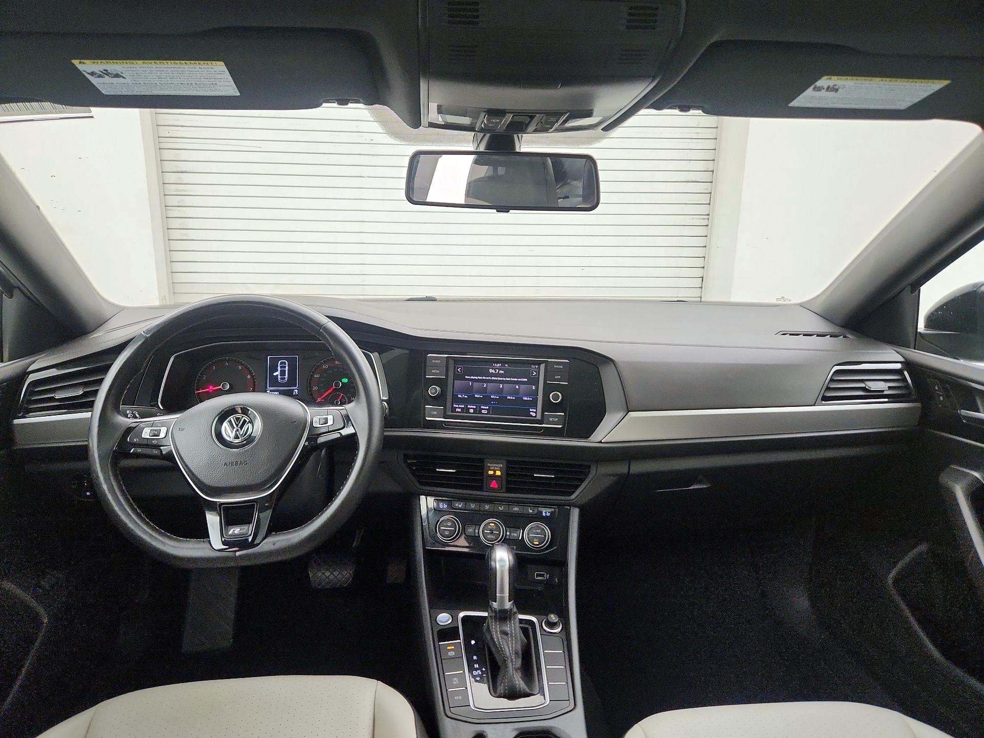 Thumbnail: 2019 Volkswagen Jetta - 9