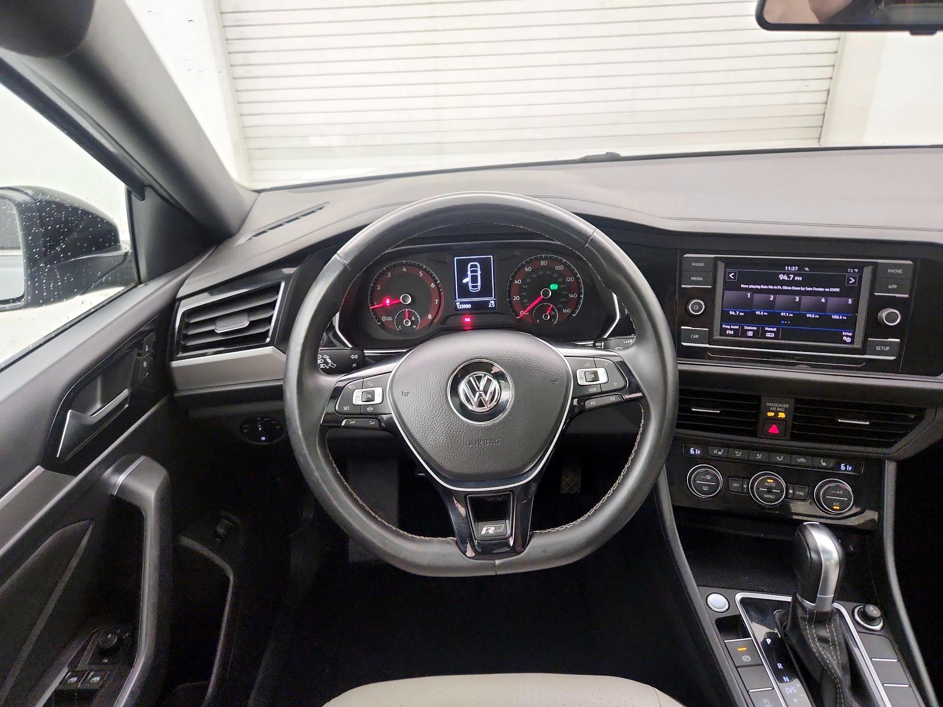 Thumbnail: 2019 Volkswagen Jetta - 10
