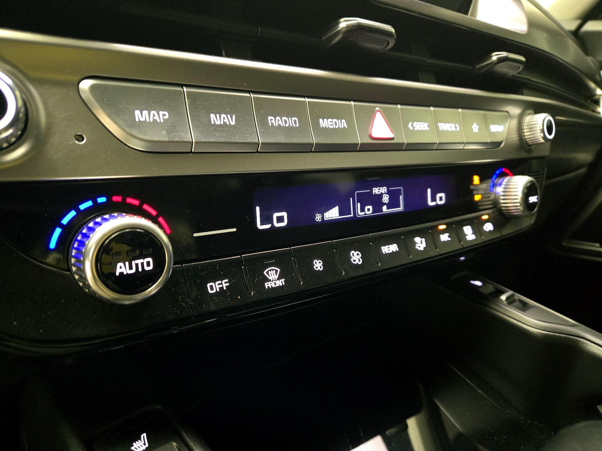 Thumbnail: 2023 Kia Telluride - 15