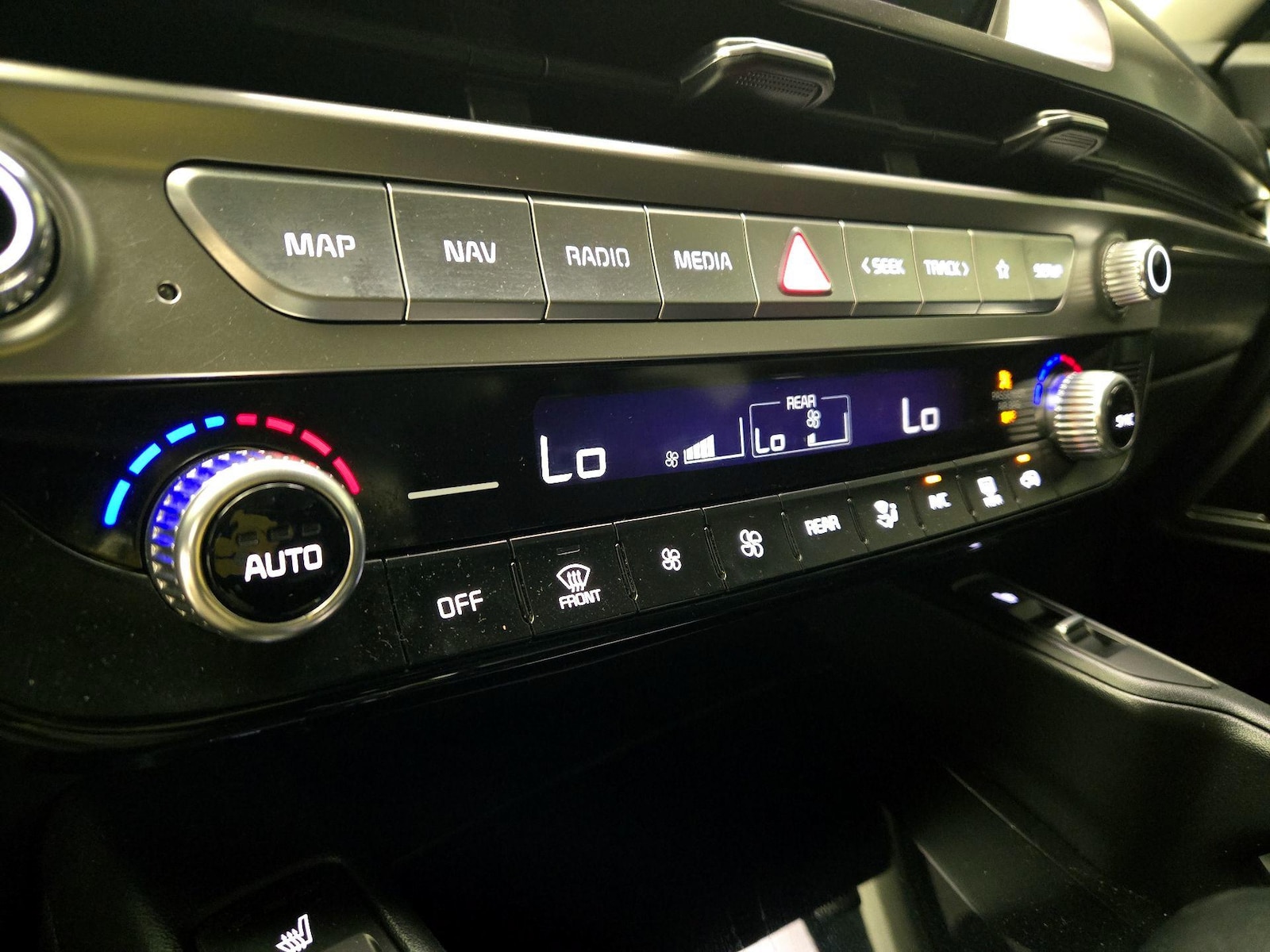 2023 Kia Telluride S - Photo 16