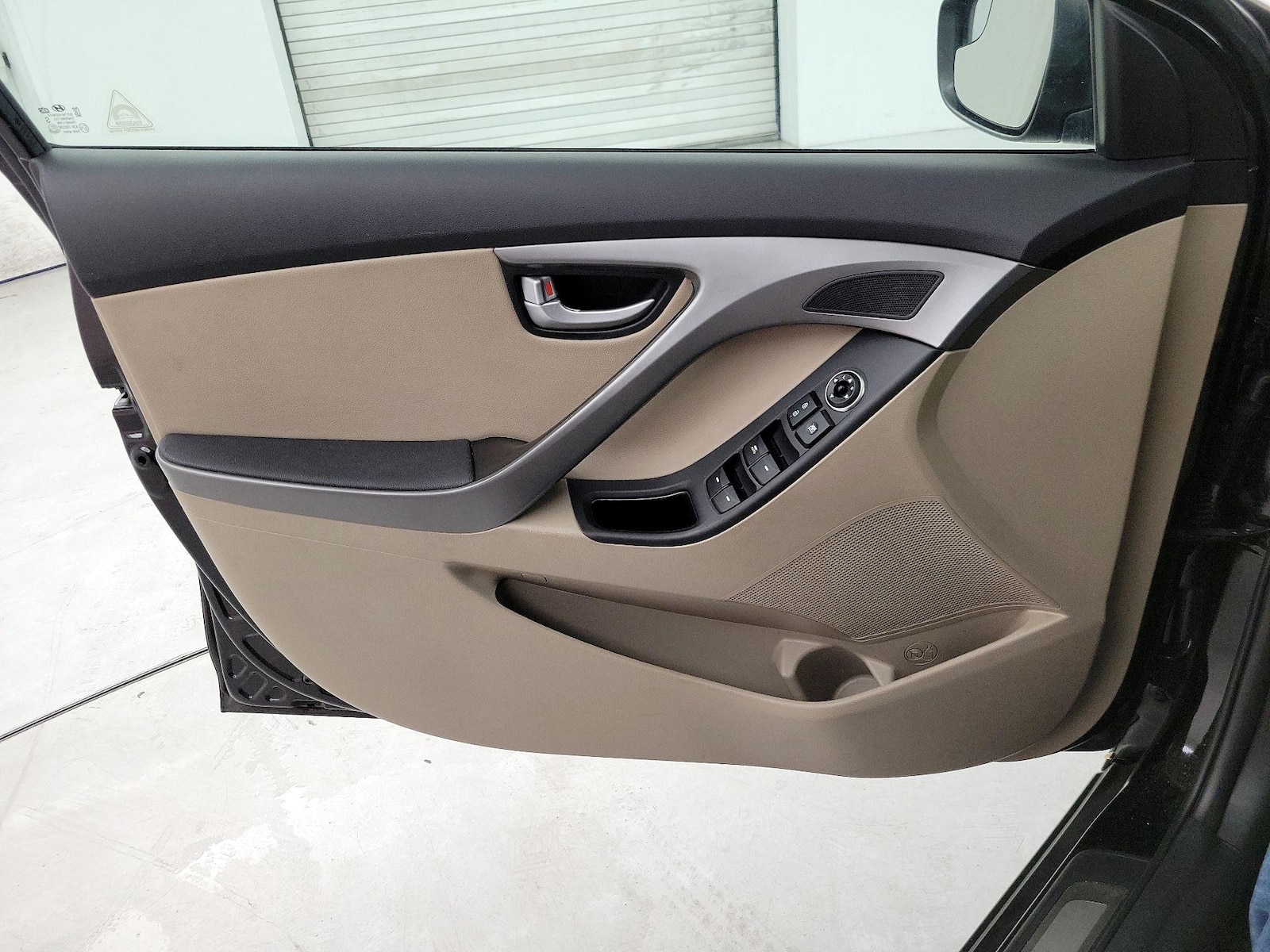 2014 Hyundai Elantra Limited - Photo 13
